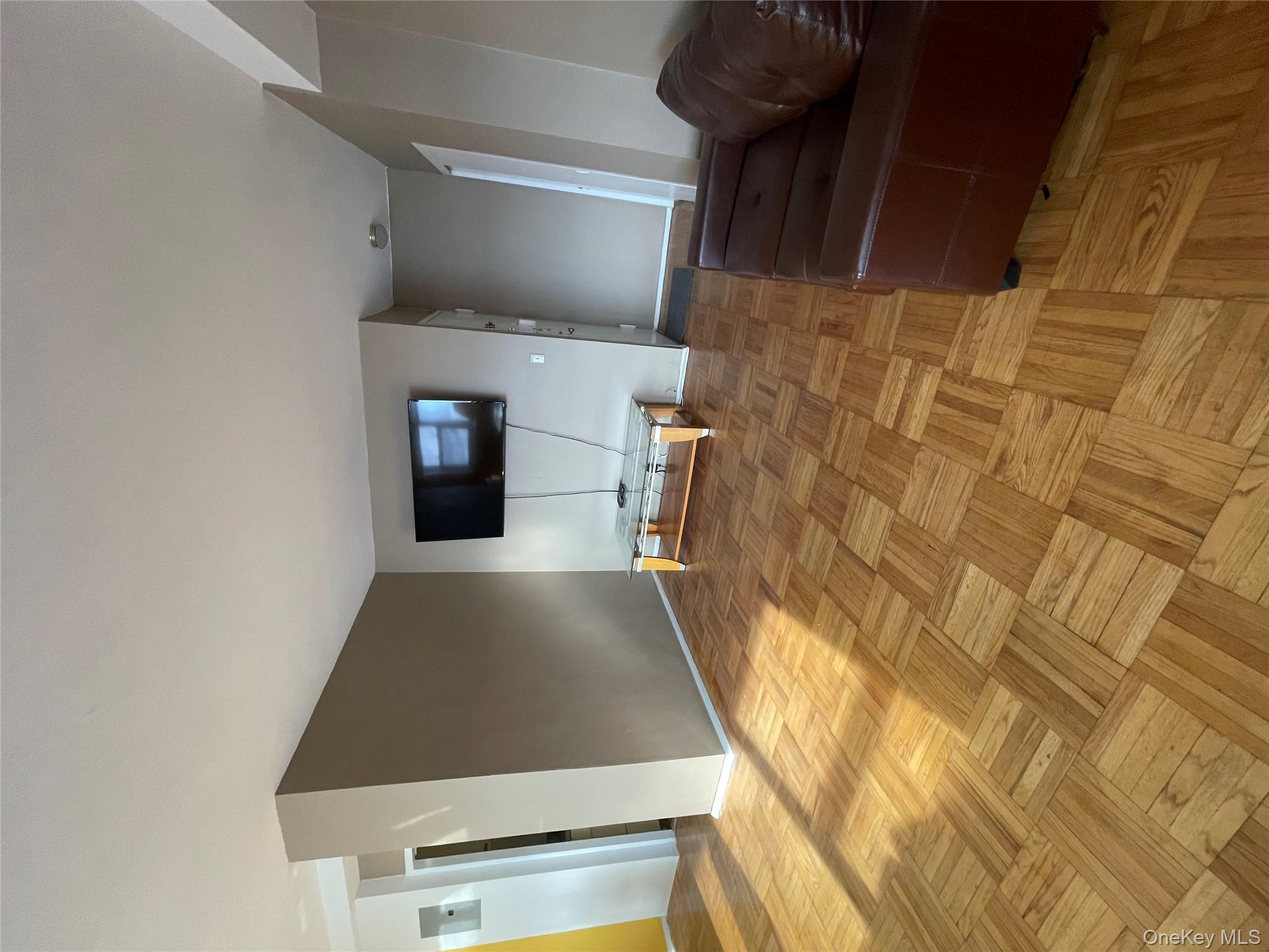 3 Fordham Hill Oval # 6H, Bronx, NY 10468