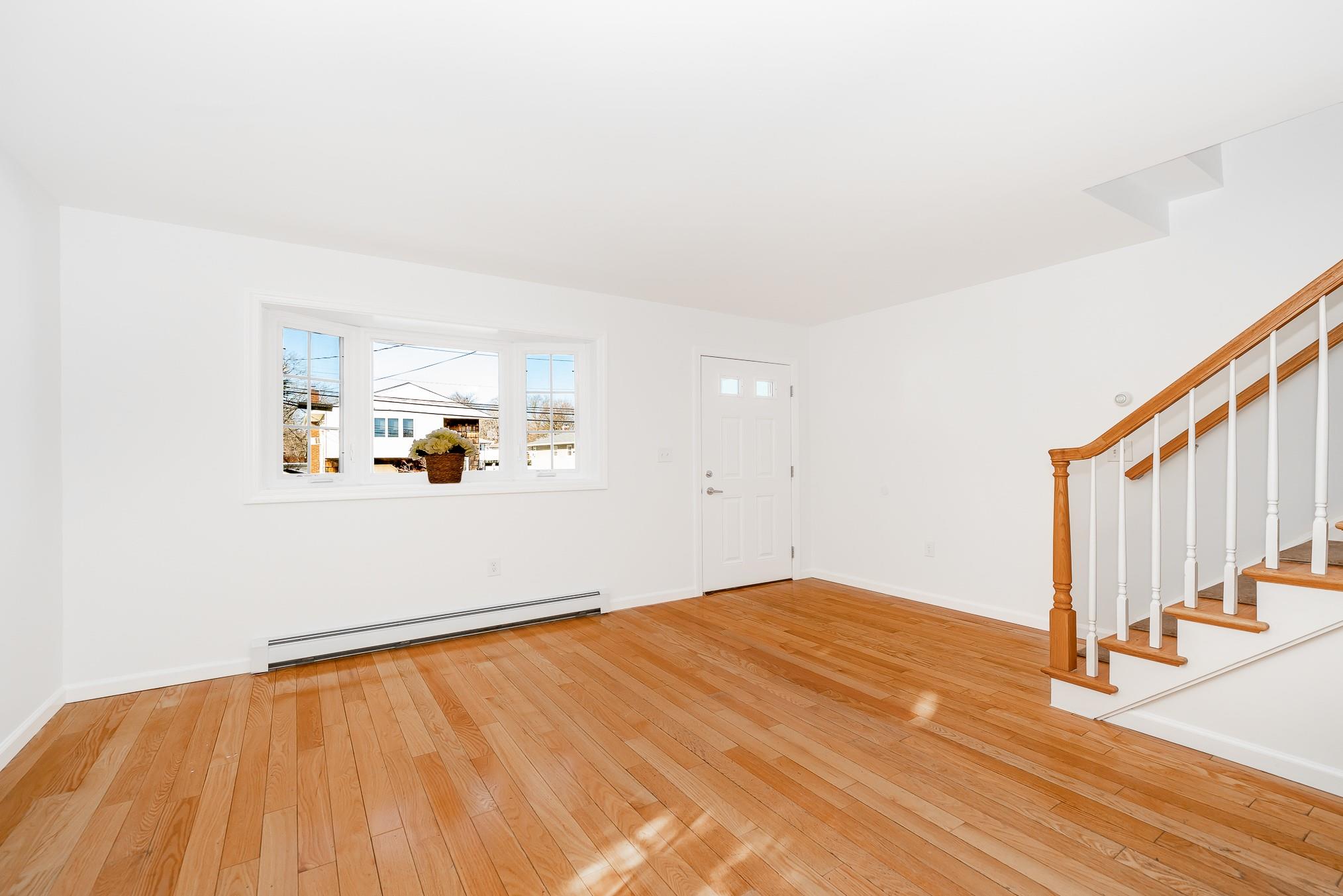 3656 Roanoke Street, Seaford, NY 11783