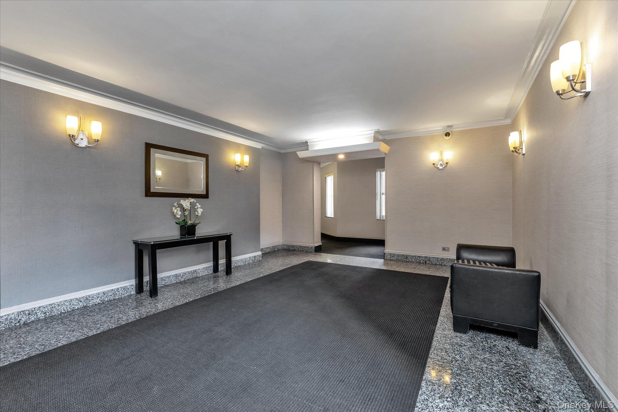 67-12 Yellowstone Blvd # #F18, Forest Hills, NY 11375