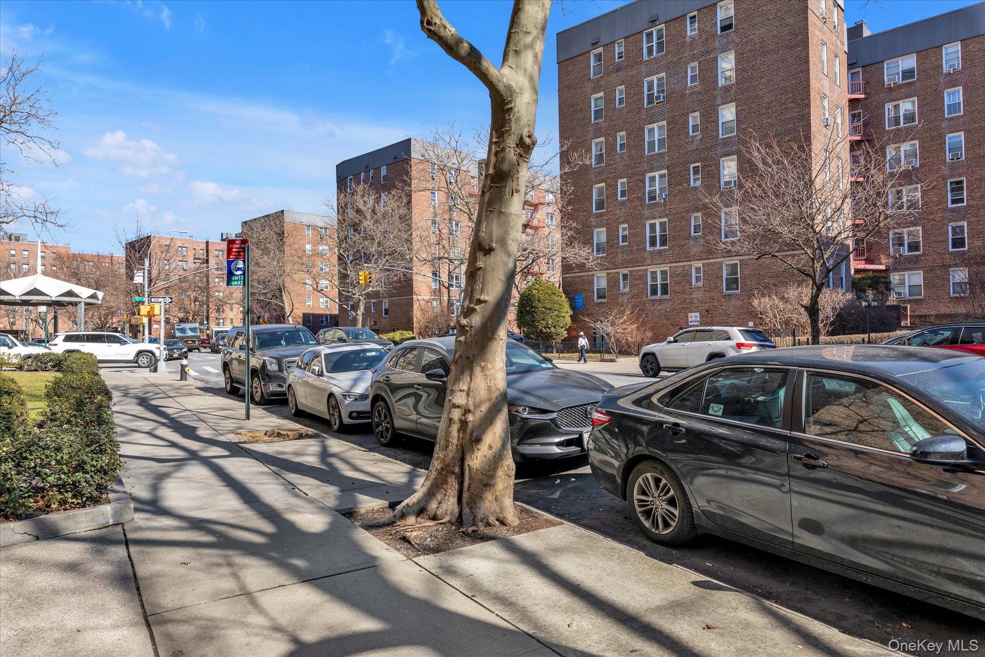 67-12 Yellowstone Blvd # #F18, Forest Hills, NY 11375