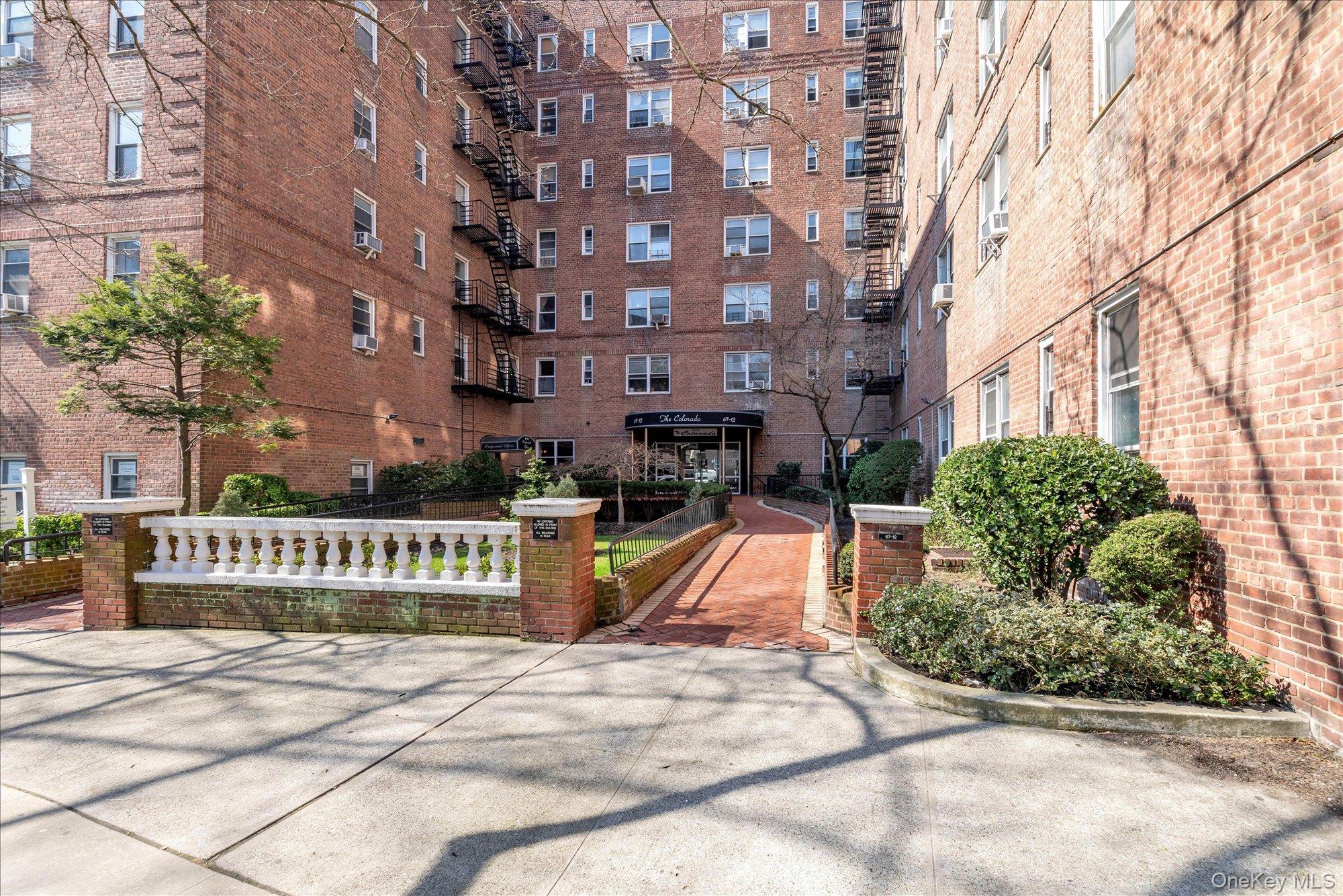 67-12 Yellowstone Blvd # #F18, Forest Hills, NY 11375