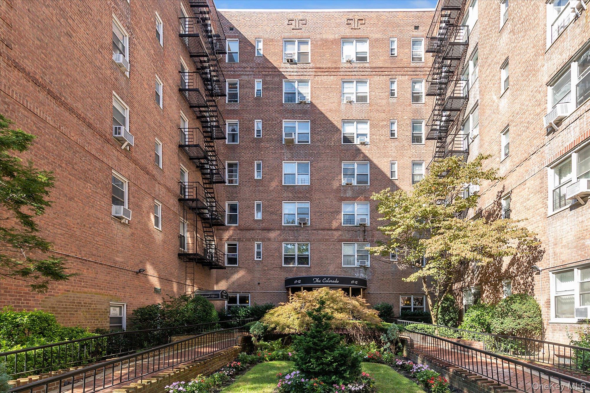 67-12 Yellowstone Blvd # #F18, Forest Hills, NY 11375