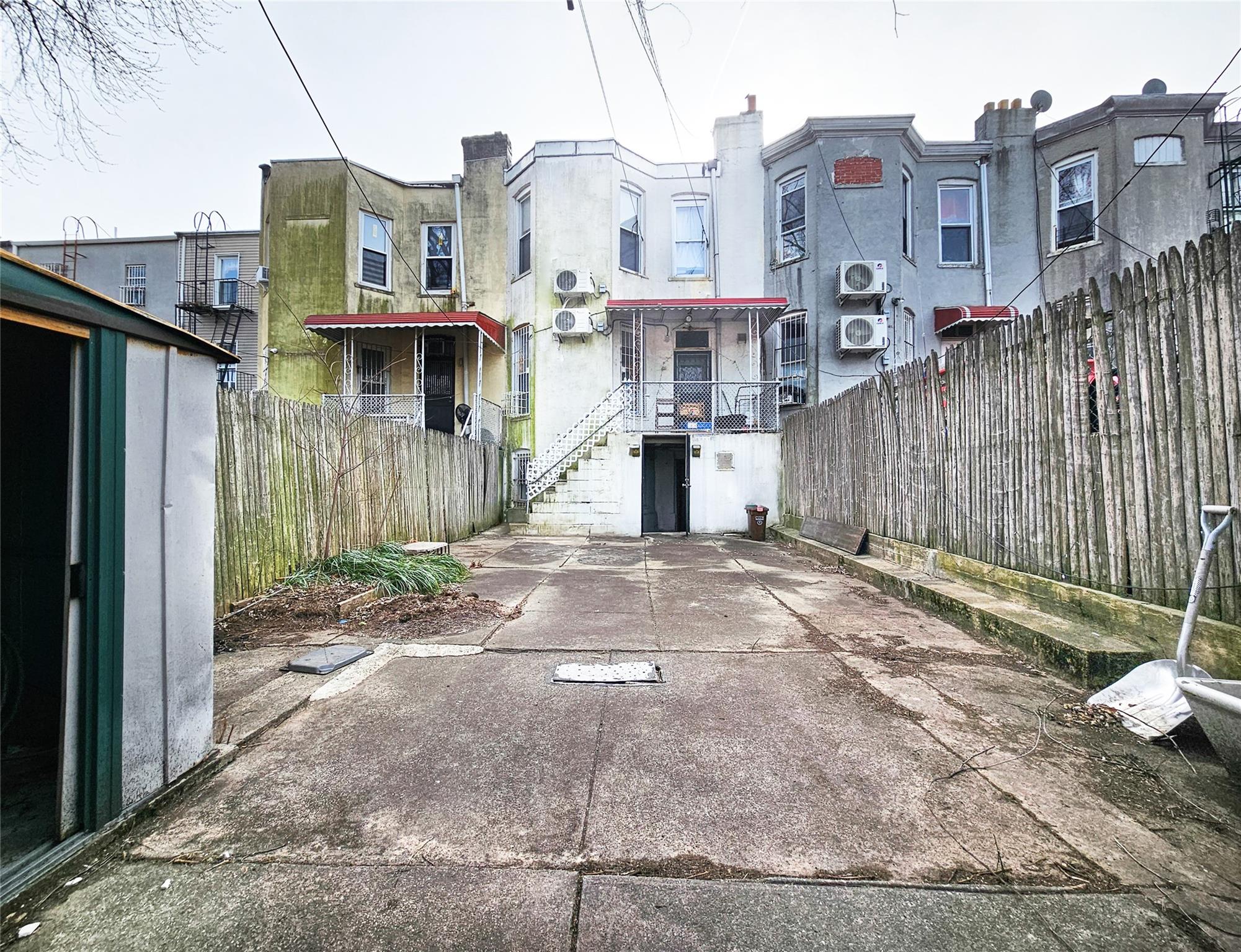 761 39th, Brooklyn, NY 11232