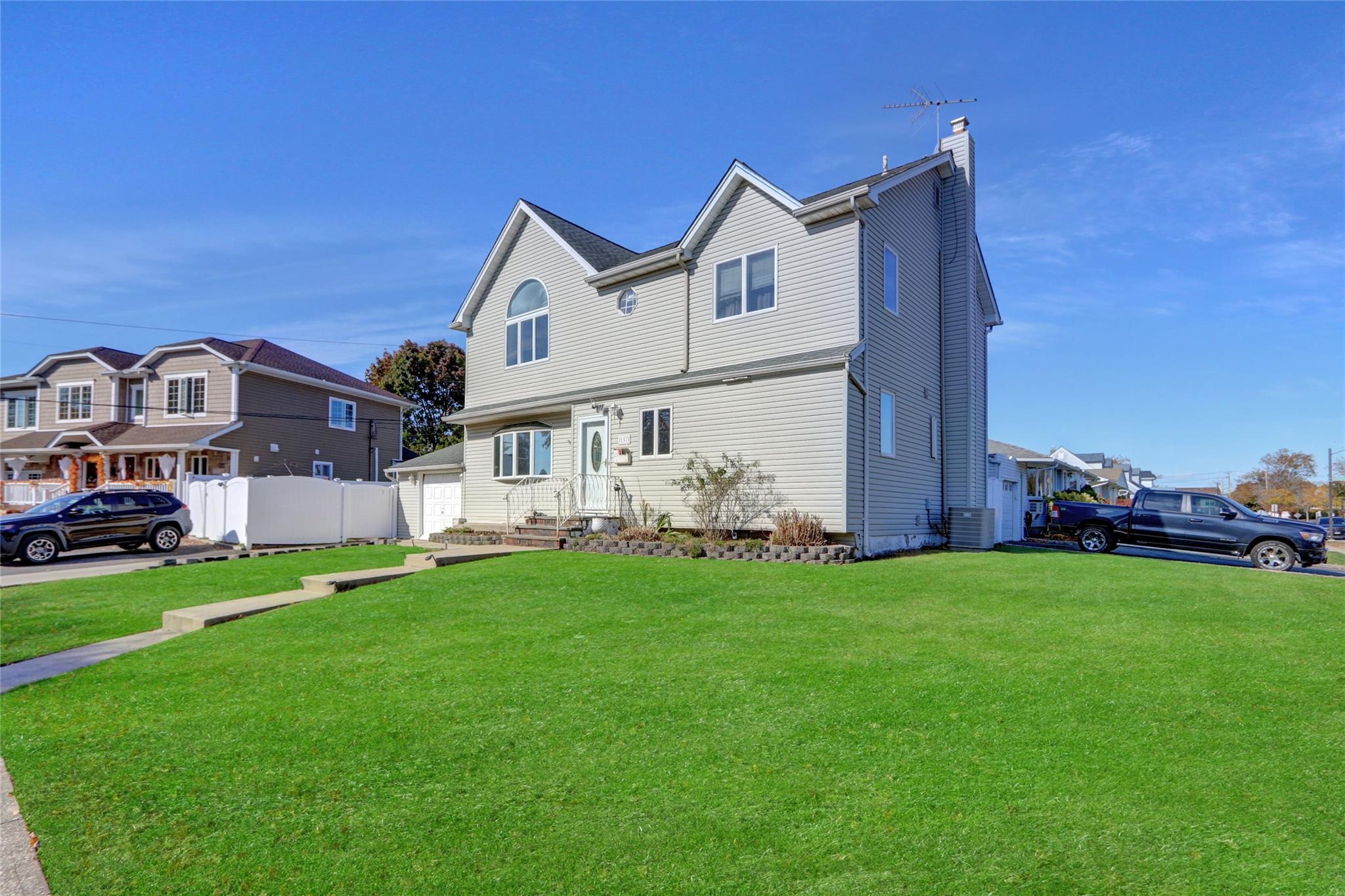 157 Cambridge Drive, Hicksville, NY 11801