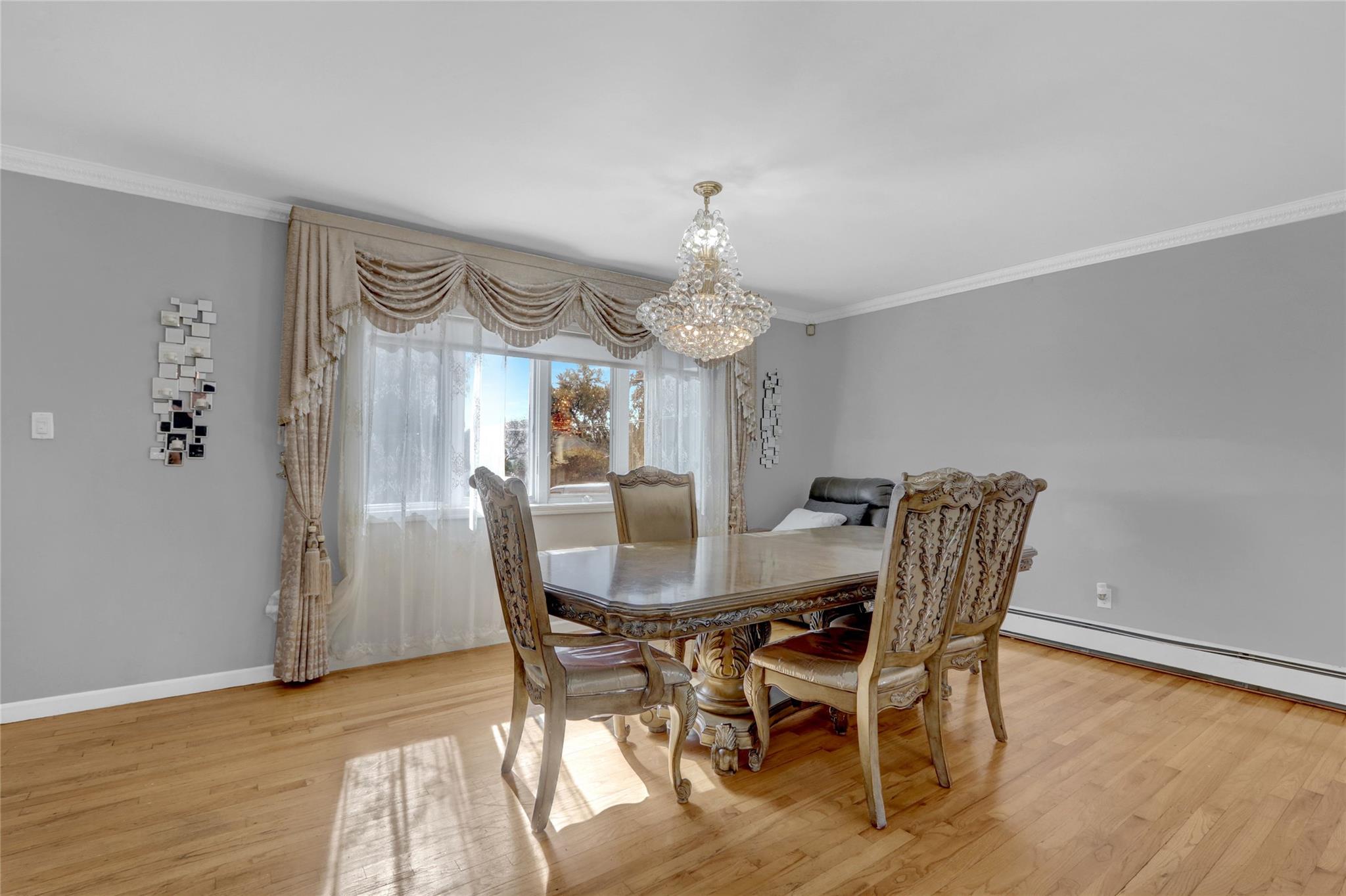 157 Cambridge Drive, Hicksville, NY 11801