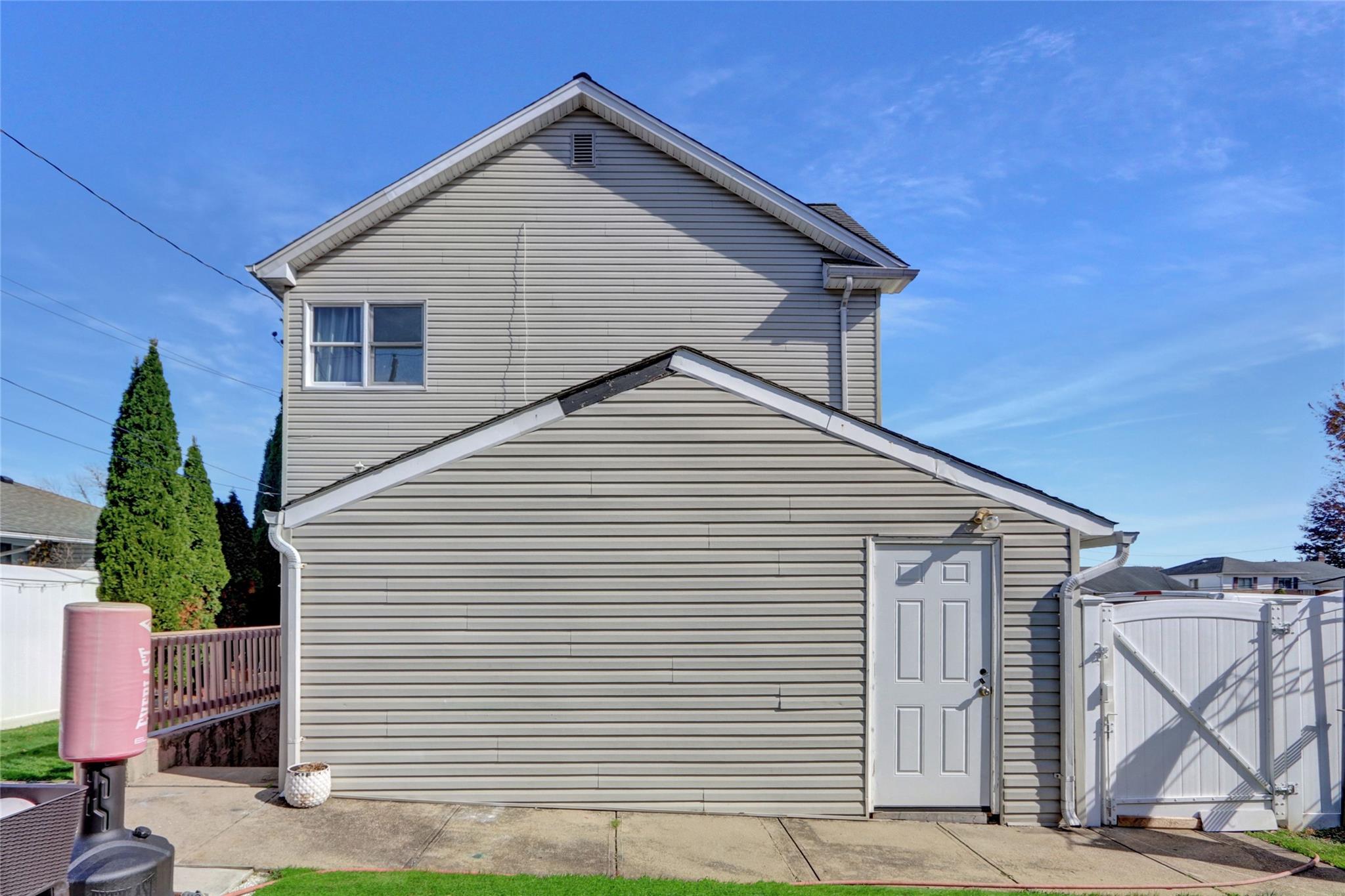 157 Cambridge Drive, Hicksville, NY 11801