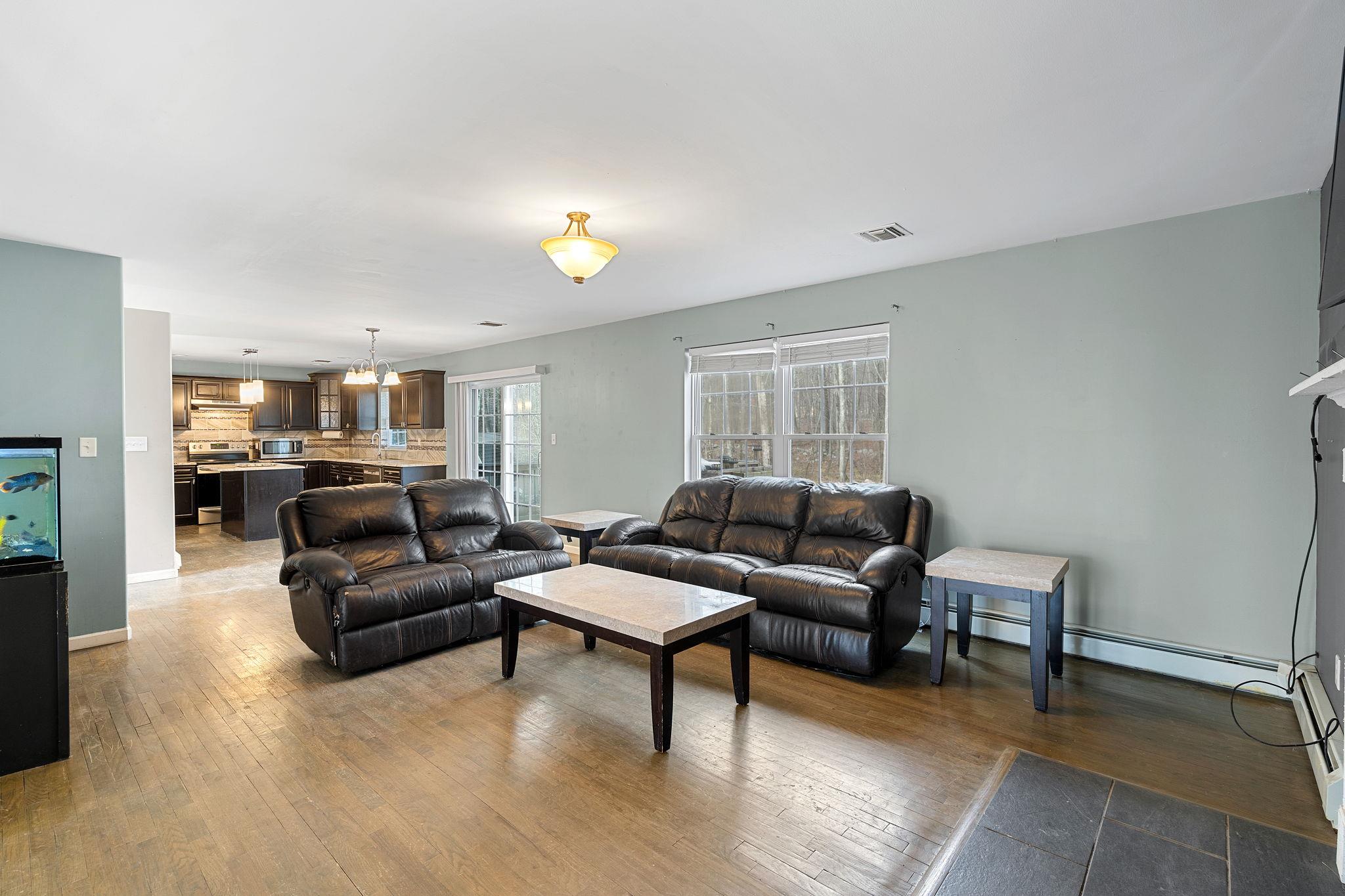38 Dakota Court, Bloomingburg, NY 12721