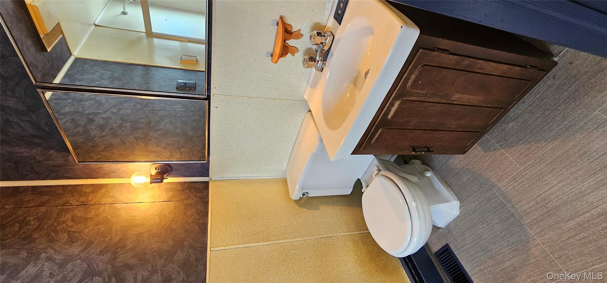 7599 State Route 97, Narrowsburg, NY 12764