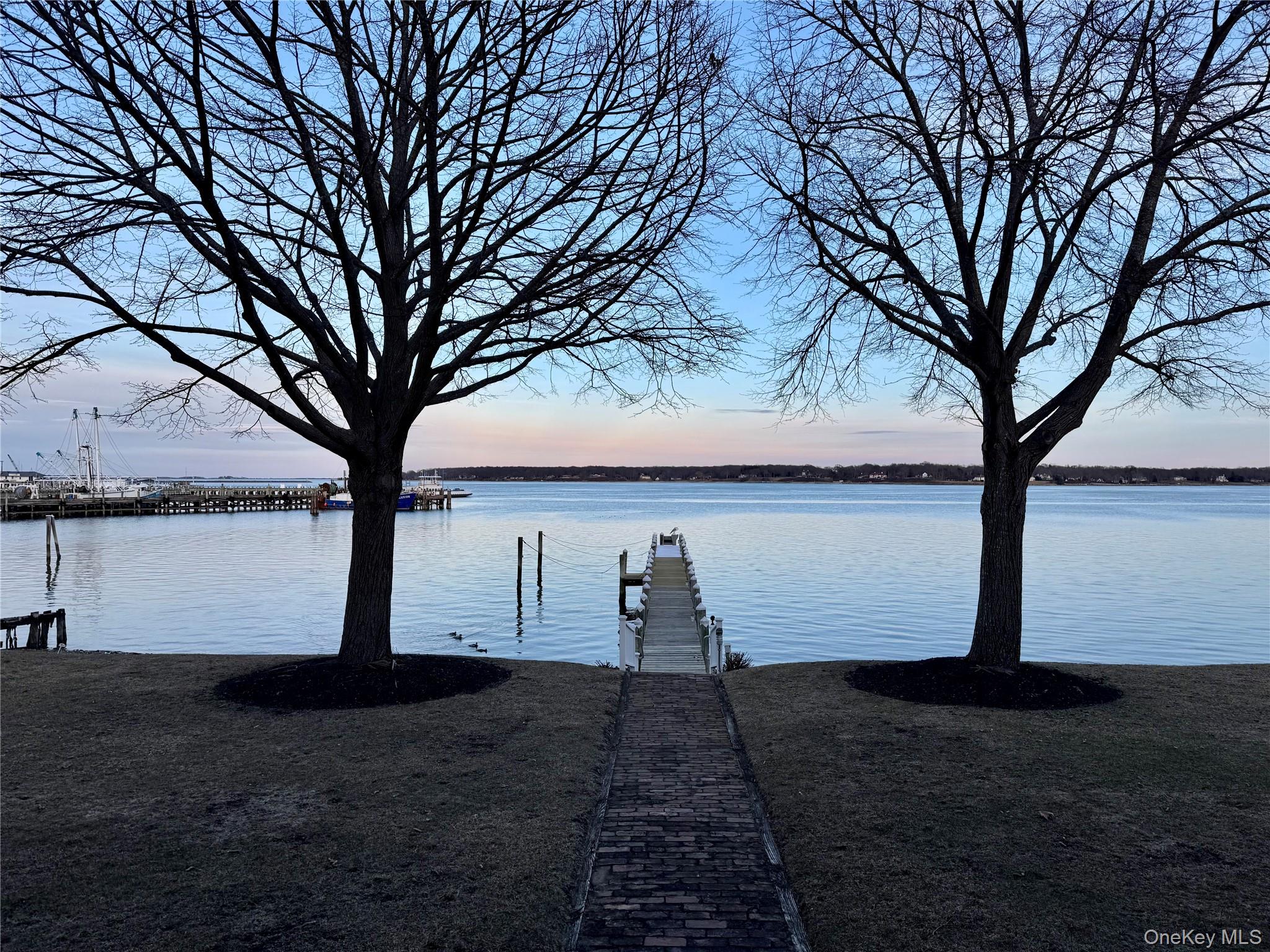 424 4th Street, Greenport, NY 11944