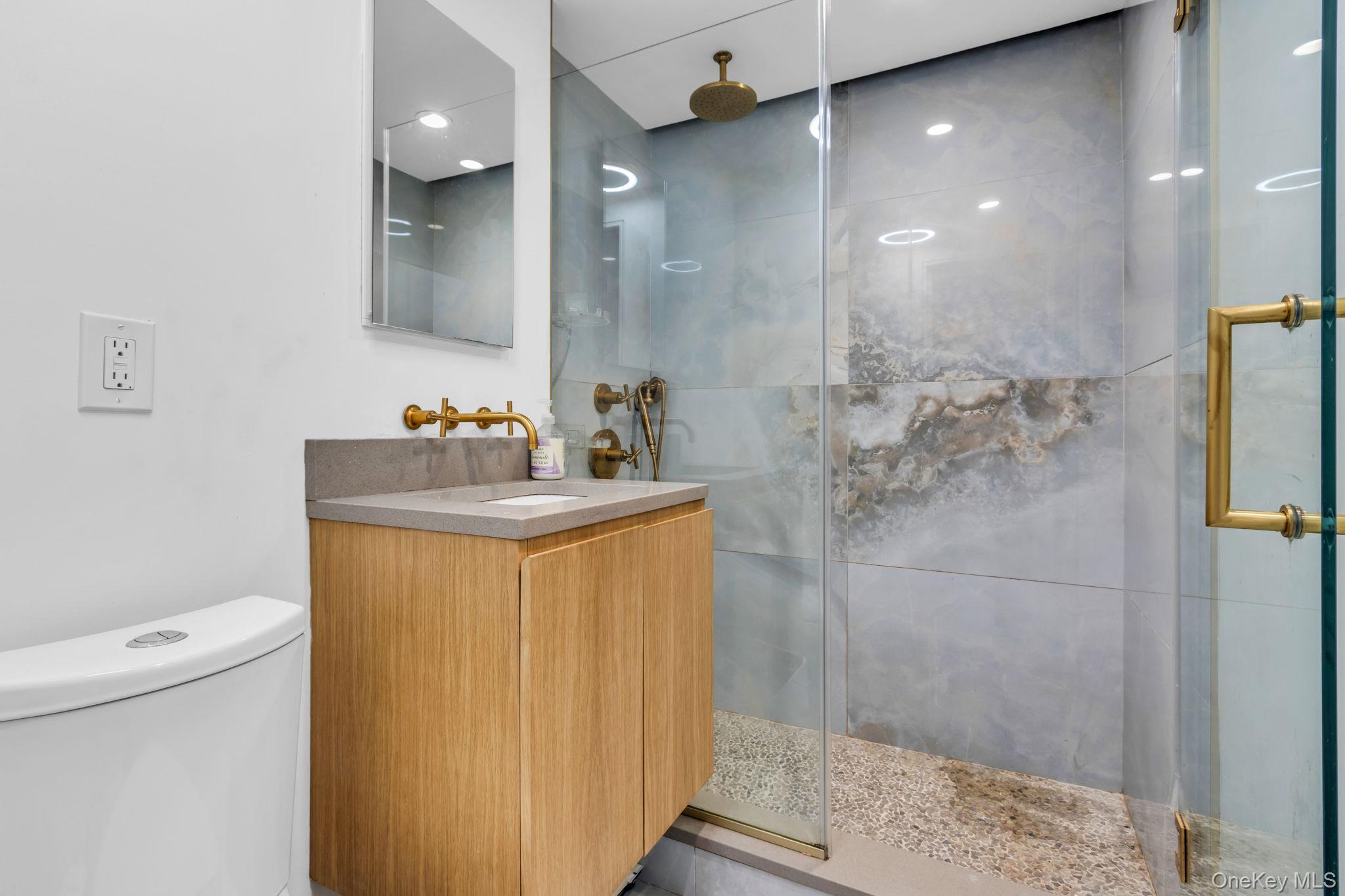 4705 Henry Hudson Parkway W # 7G, Bronx, NY 10471