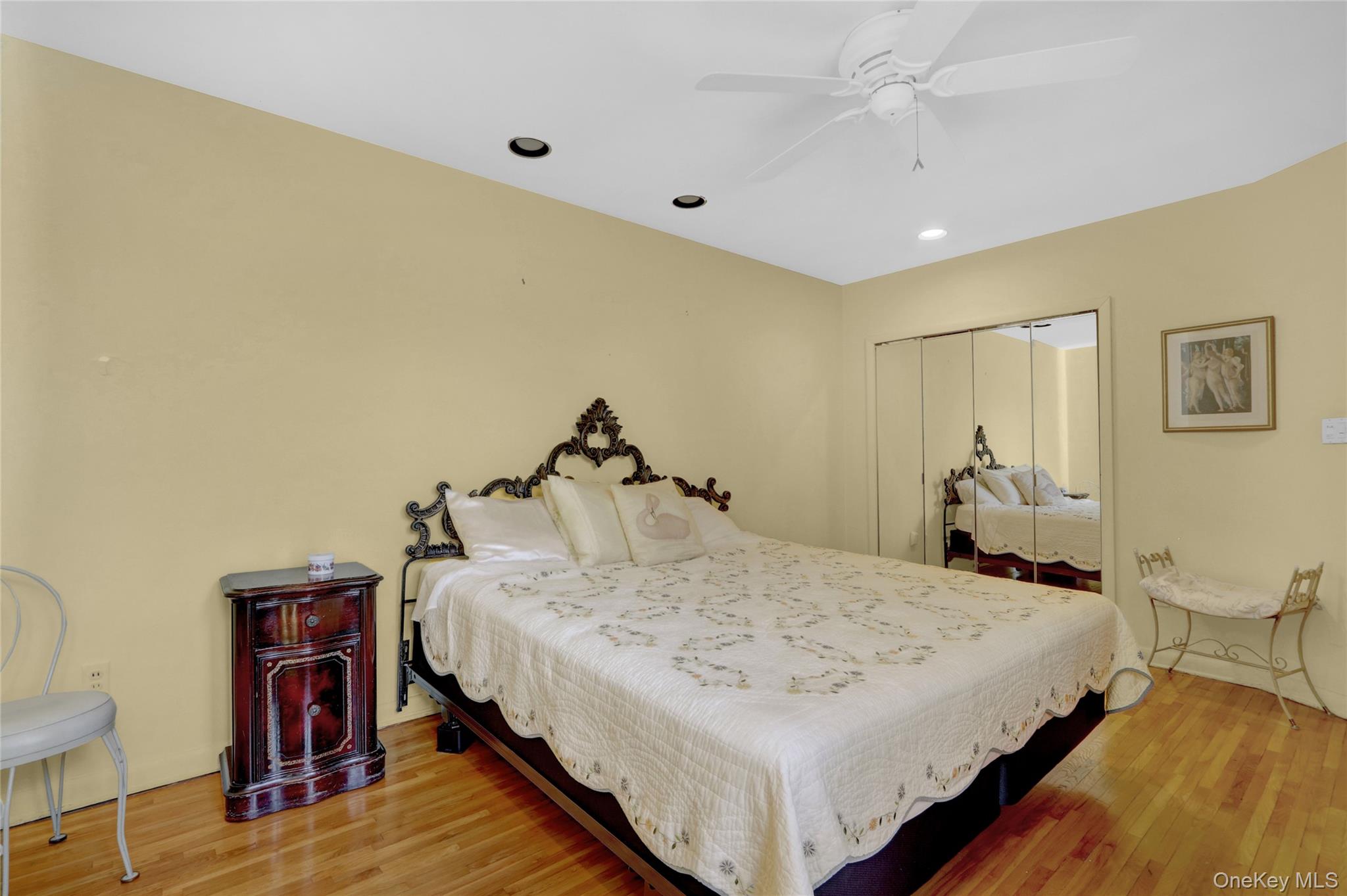 120 Morris Avenue # B17, Rockville Centre, NY 11570