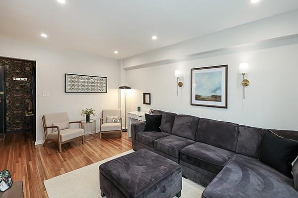 2 Edwards Street # 3 B, Roslyn Heights, NY 11577