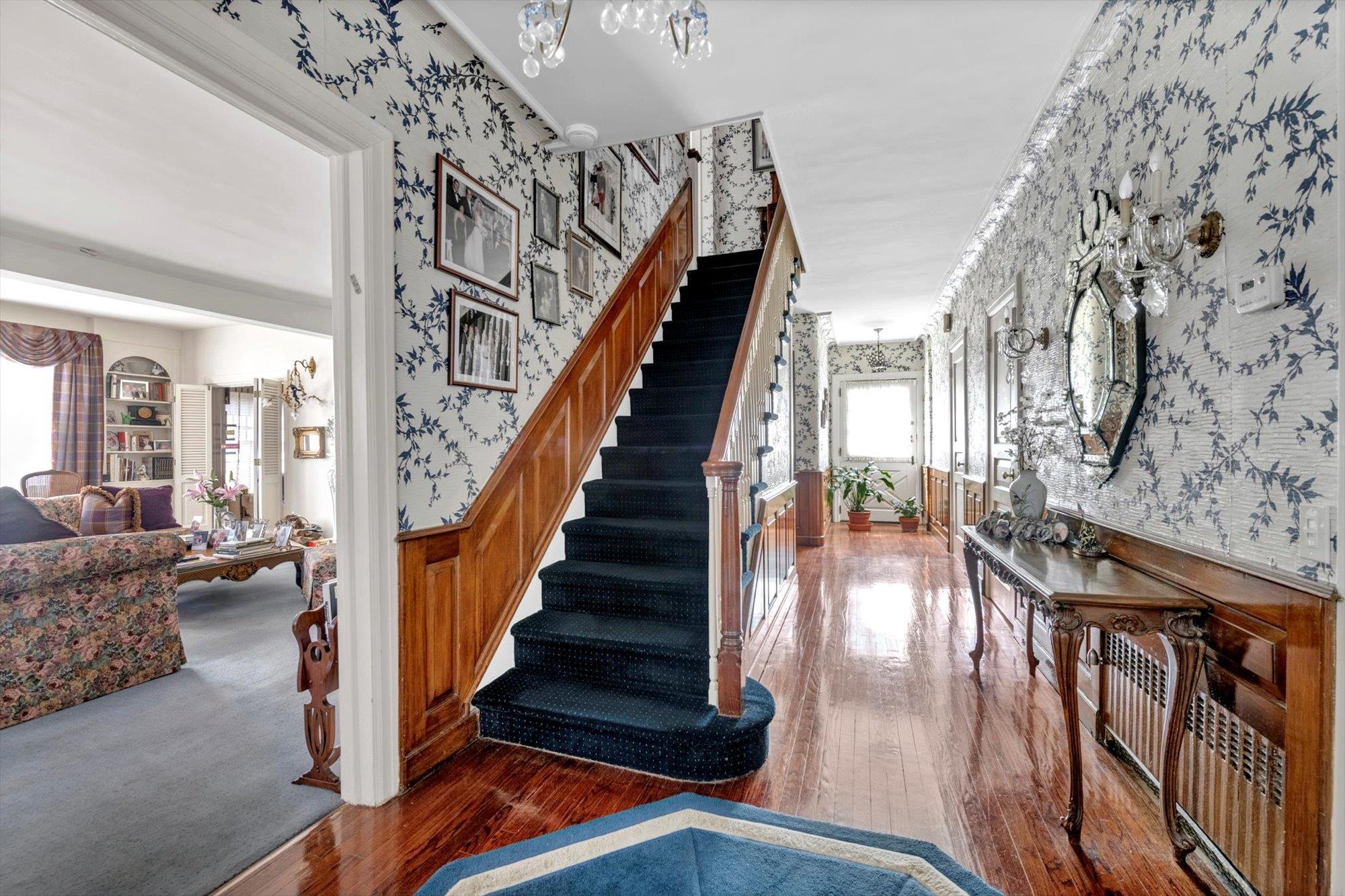 9 Lotus Street, Cedarhurst, NY 11516