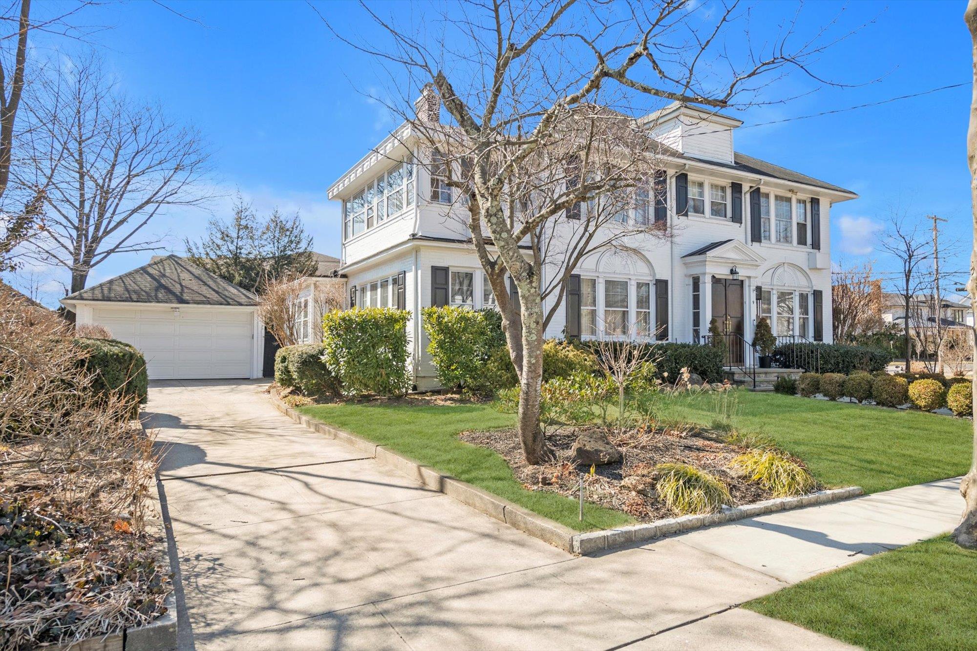 9 Lotus Street, Cedarhurst, NY 11516