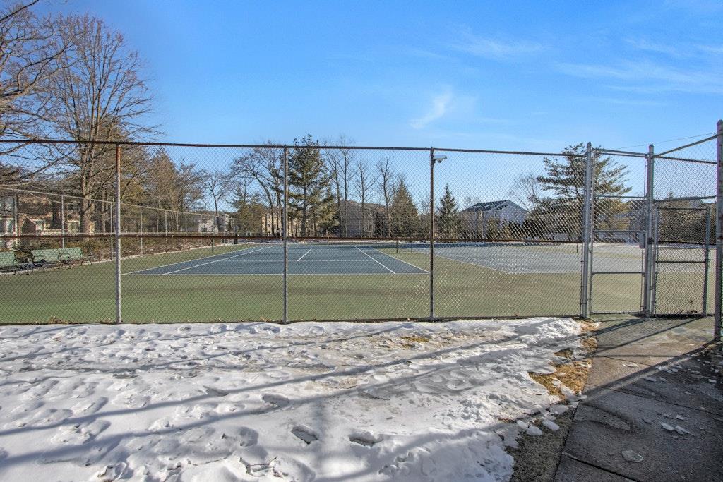 18 Eagle Ridge Way, Nanuet, NY 10954