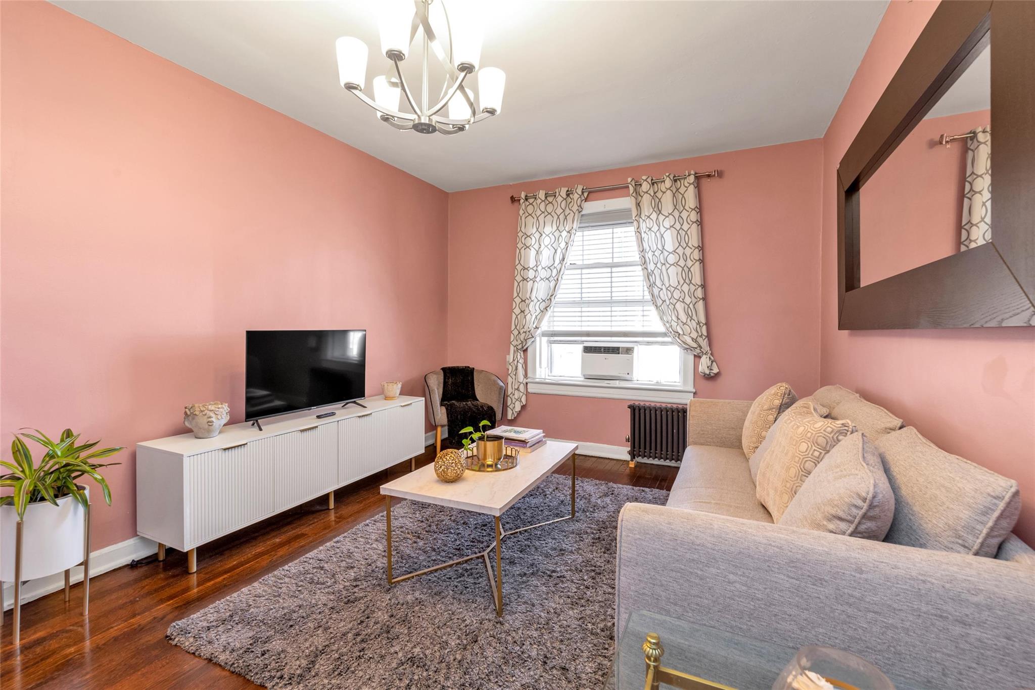 30-81 54th Street # 4B, Woodside, NY 11377