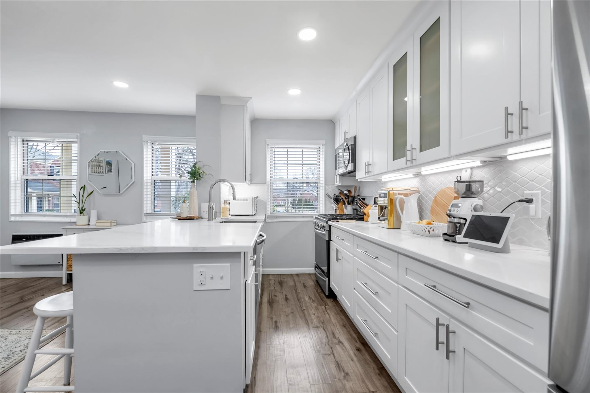 69-29 213 Street # A, Bayside, NY 11364