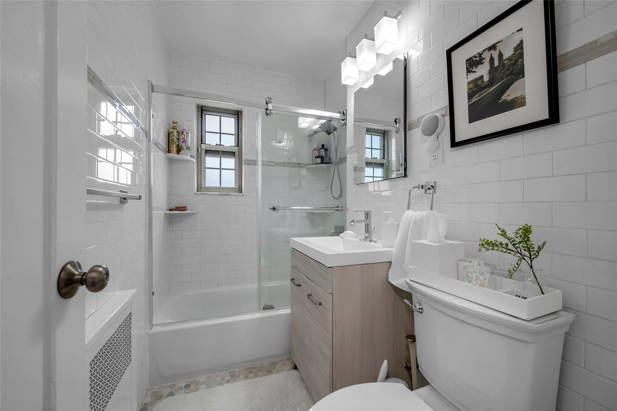 69-29 213 Street # A, Bayside, NY 11364