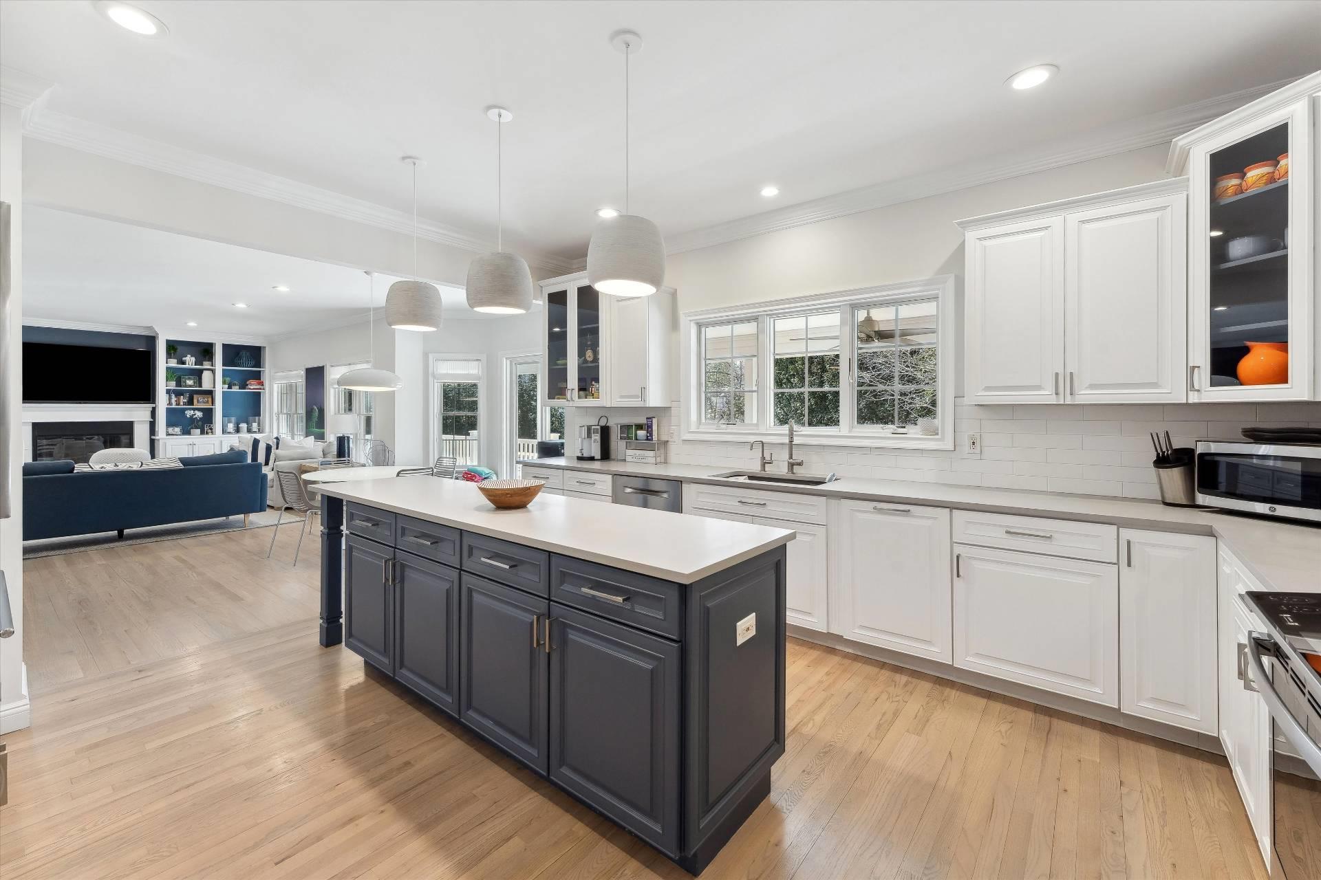 50 Old Meeting House Road, Quogue, NY 11959