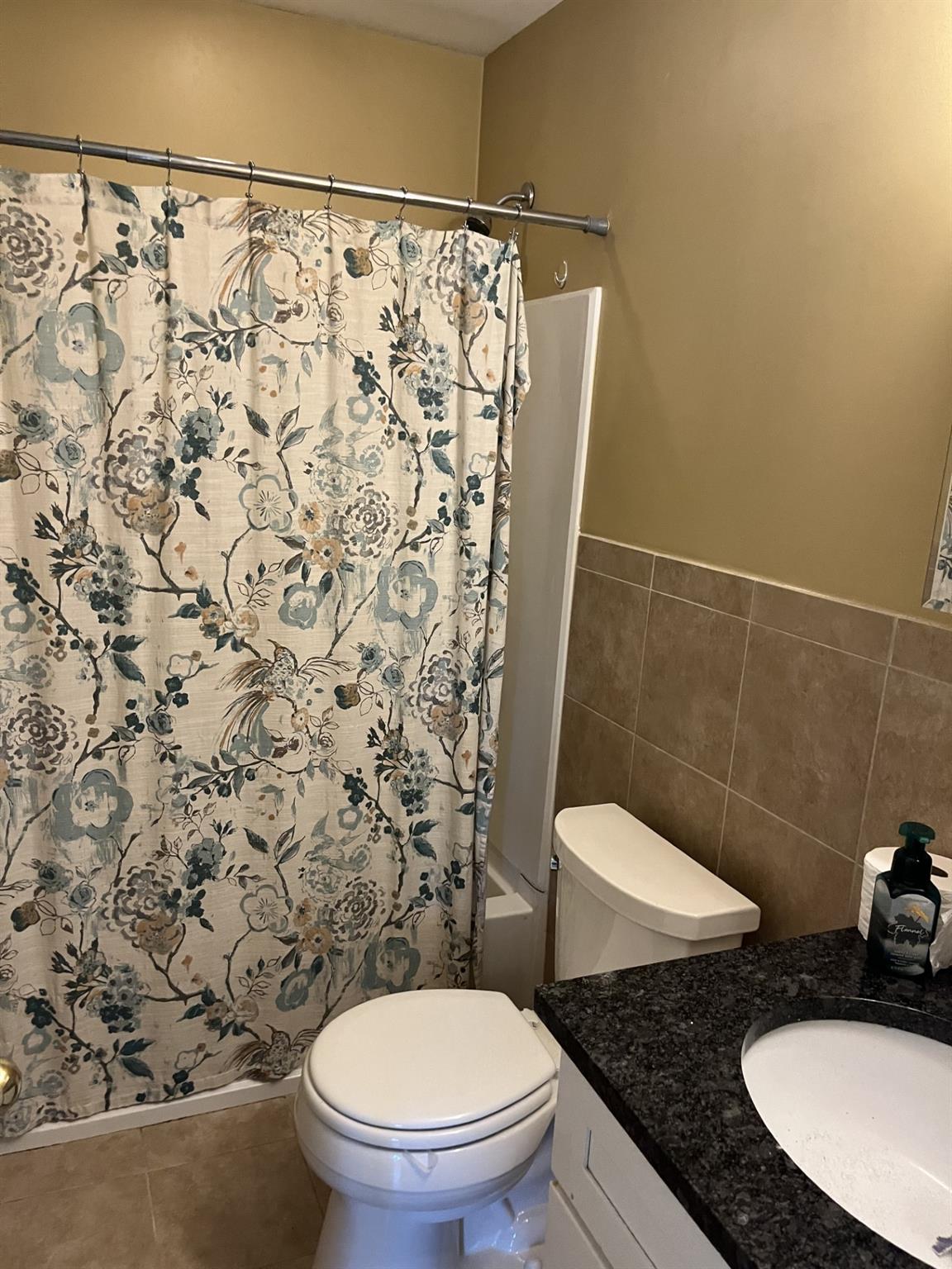 62 Oak Street, Westhampton Beach, NY 11978