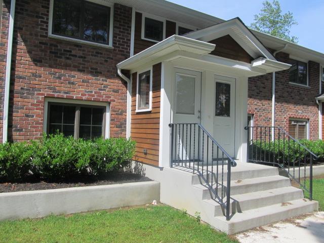 62 Oak Street, Westhampton Beach, NY 11978