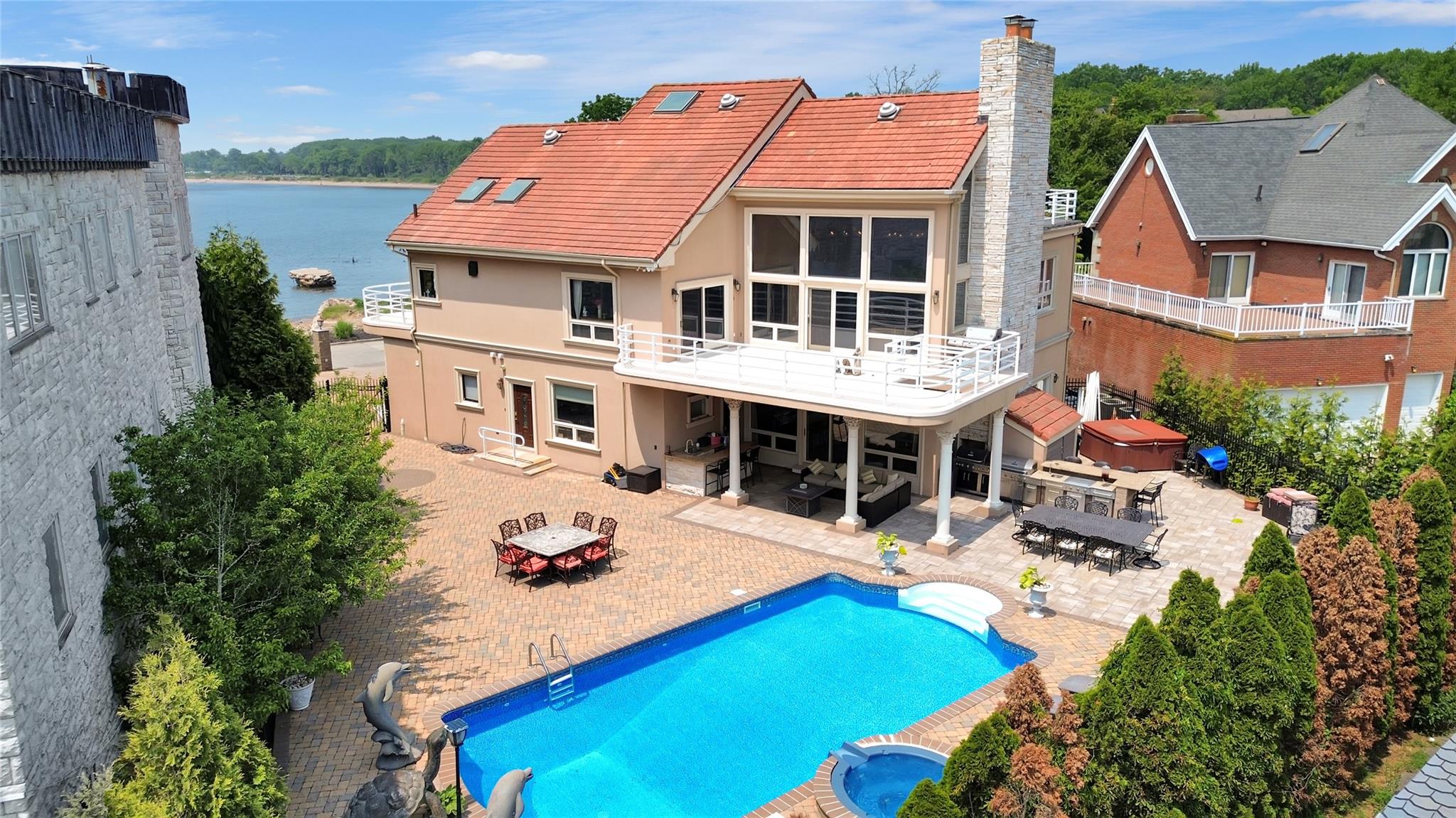 545 Arbutus Ave, Staten Island, NY, Staten Island, NY 10312