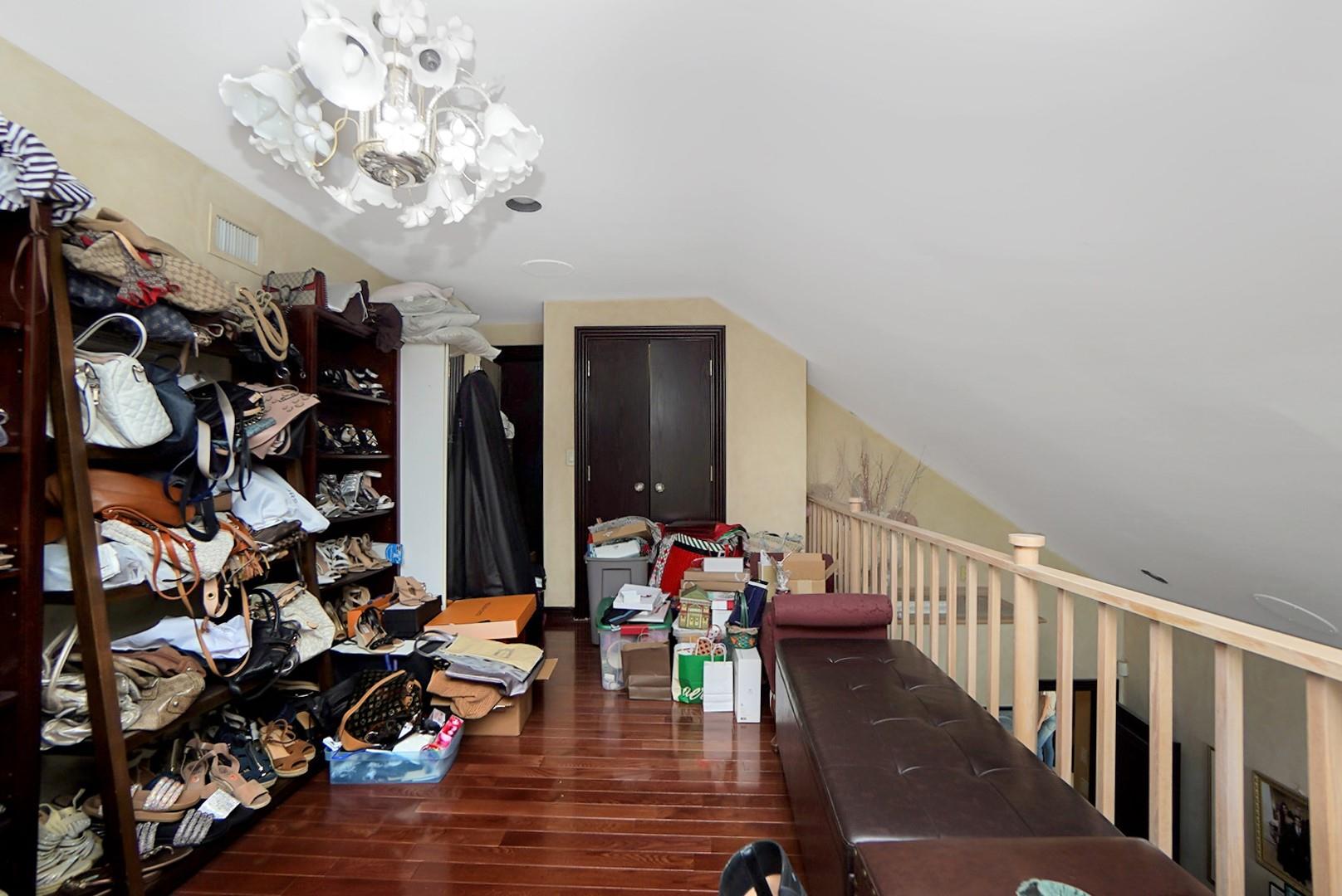 545 Arbutus Ave, Staten Island, NY, Staten Island, NY 10312