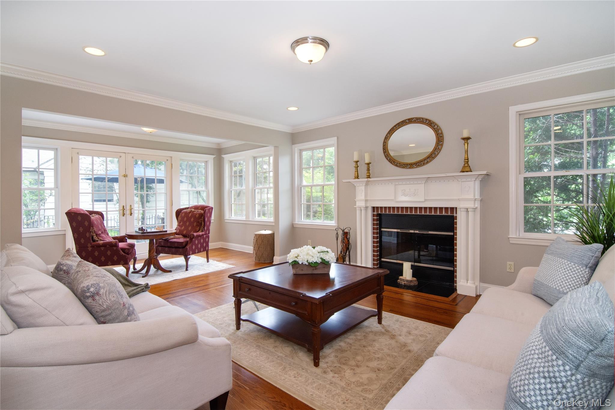 6 Hazen Street, Pelham, NY 10803