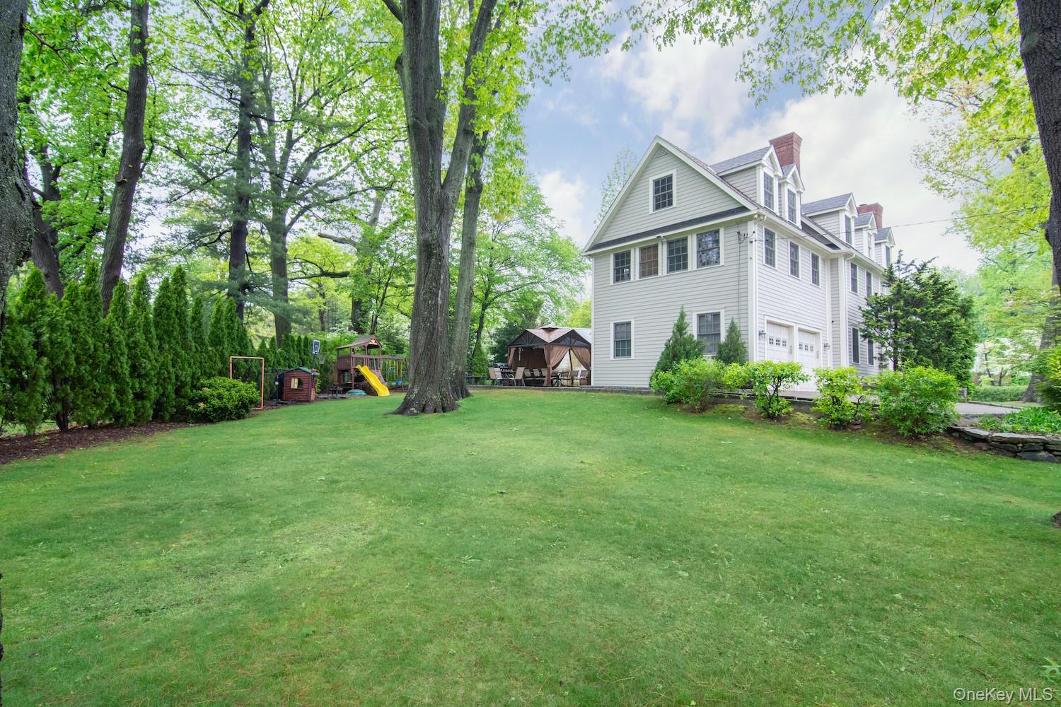 6 Hazen Street, Pelham, NY 10803