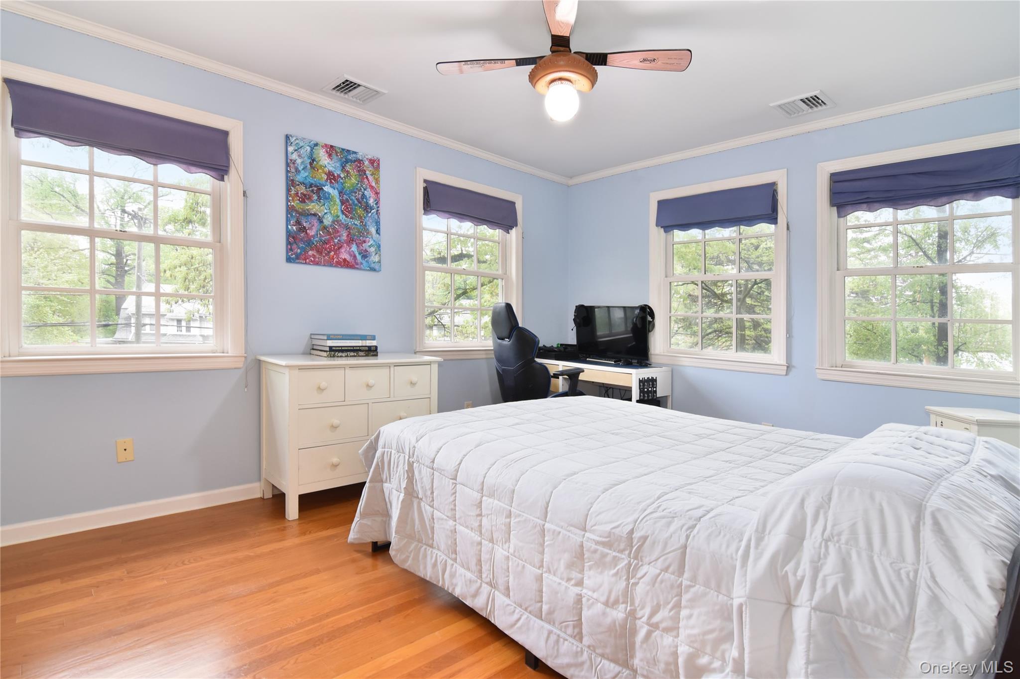 6 Hazen Street, Pelham, NY 10803