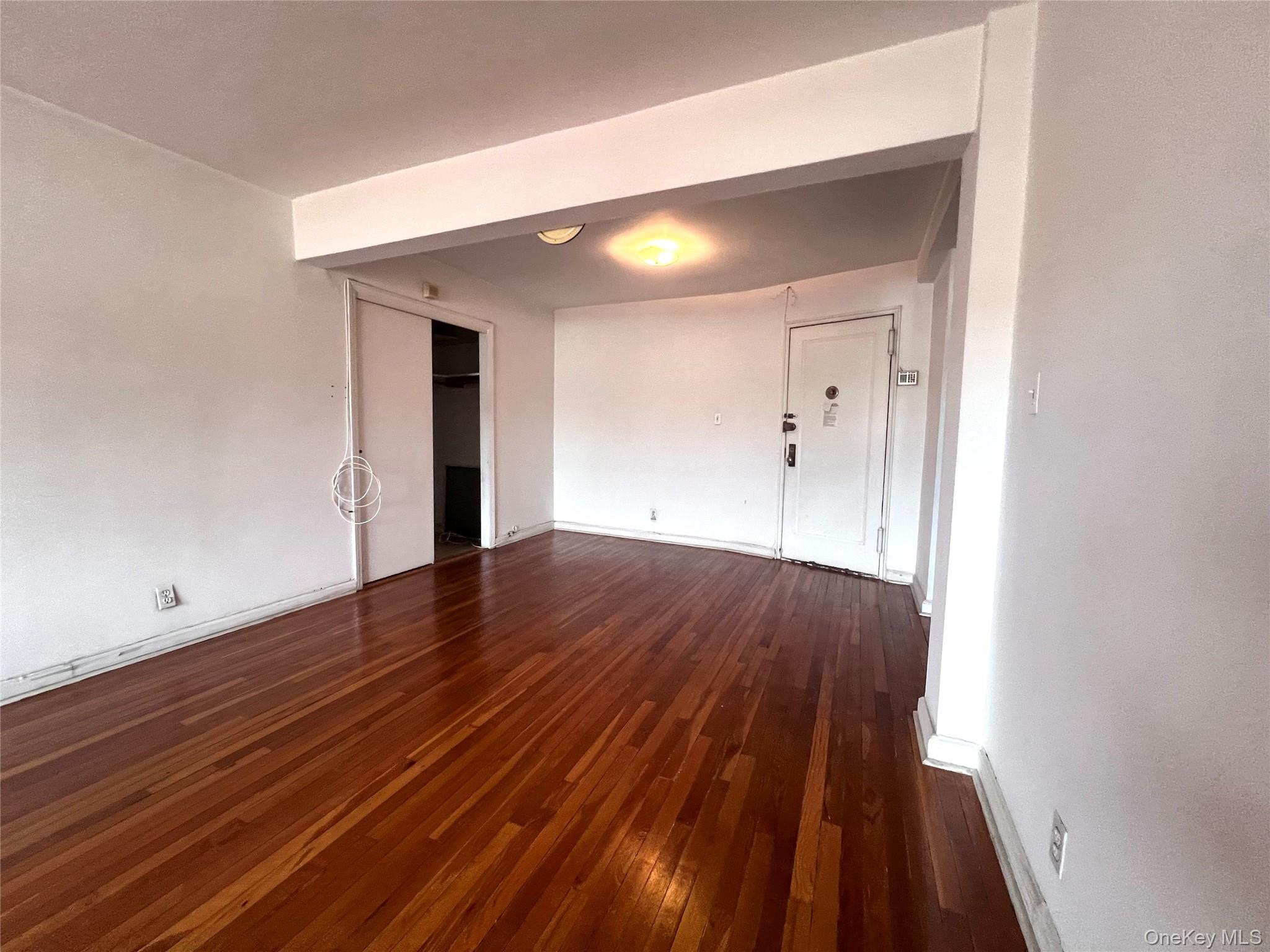 2090 Barnes Avenue # 2H, Bronx, NY 10462