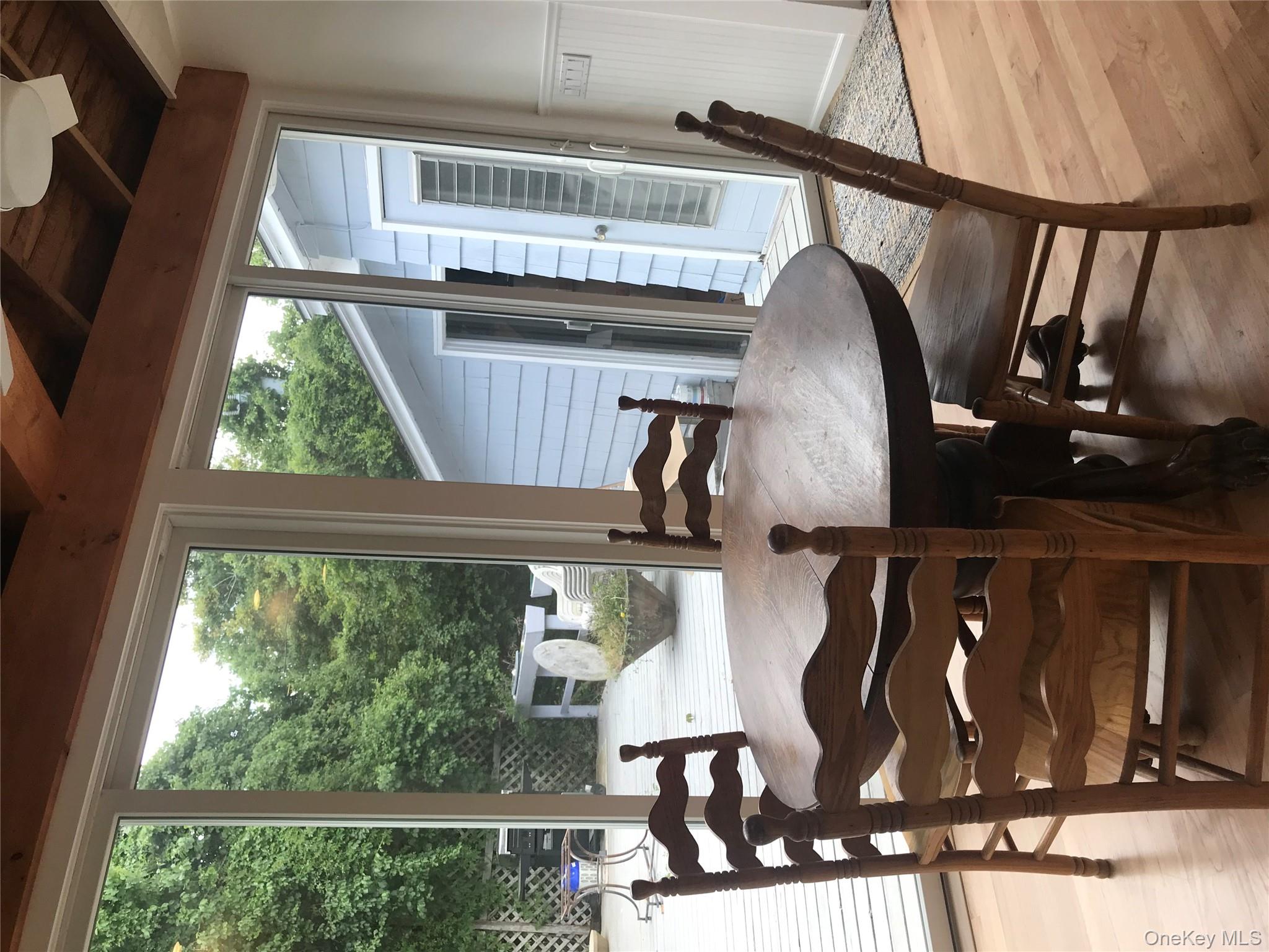 33 Dune Way, Seaview, NY 11770