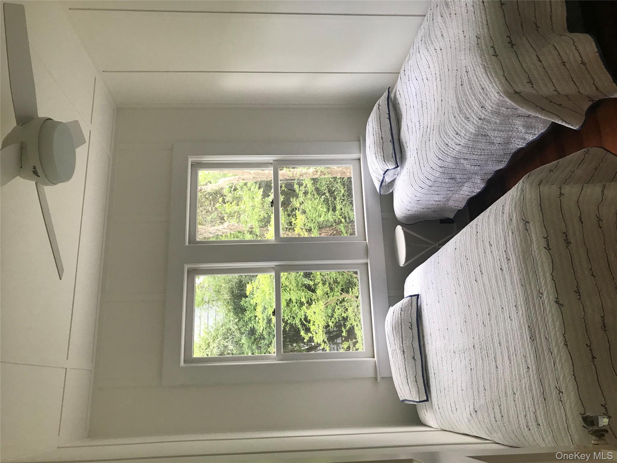 33 Dune Way, Seaview, NY 11770