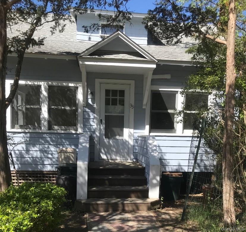 33 Dune Way, Seaview, NY 11770