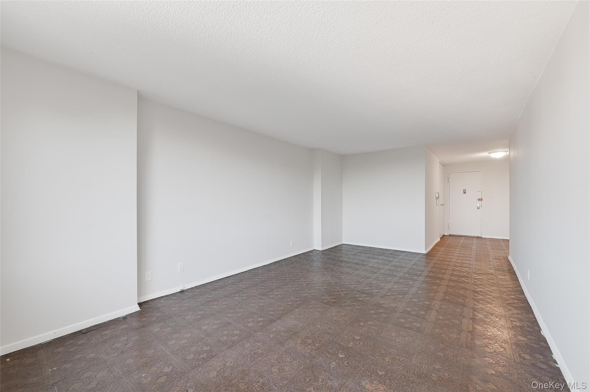 118-17 Union Turnpike # 5D, Forest Hills, NY 11375