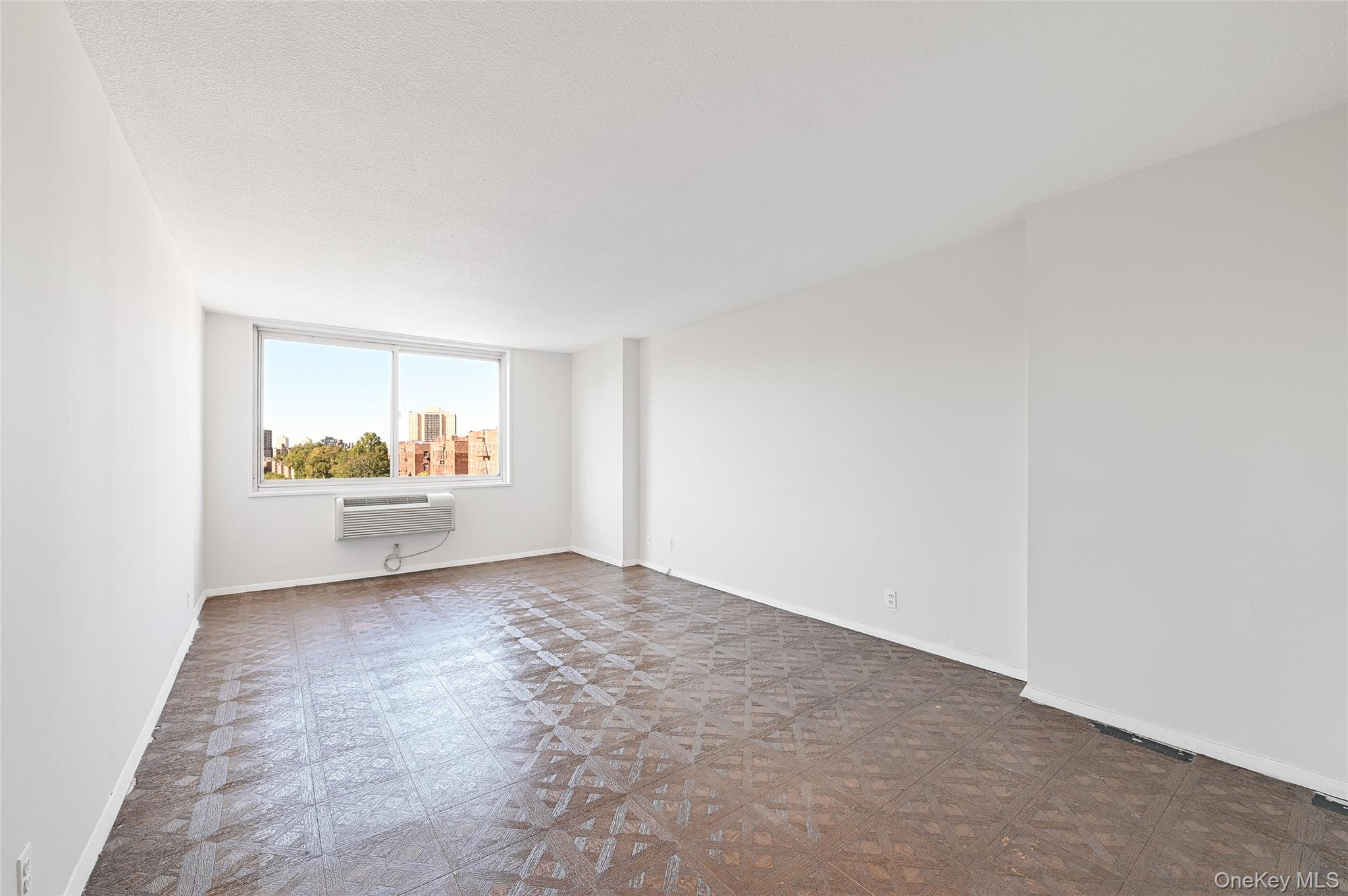 118-17 Union Turnpike # 5D, Forest Hills, NY 11375