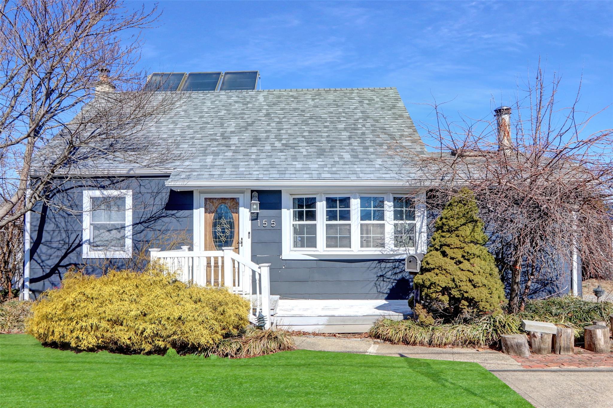 155 Throop Street, West Babylon, NY 11704