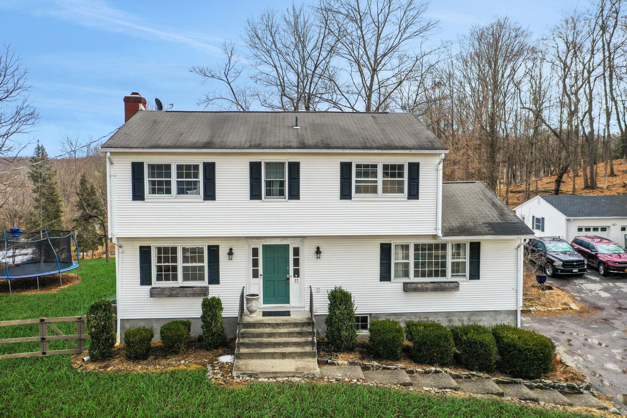 27 Knoell Road, Goshen, NY 10924