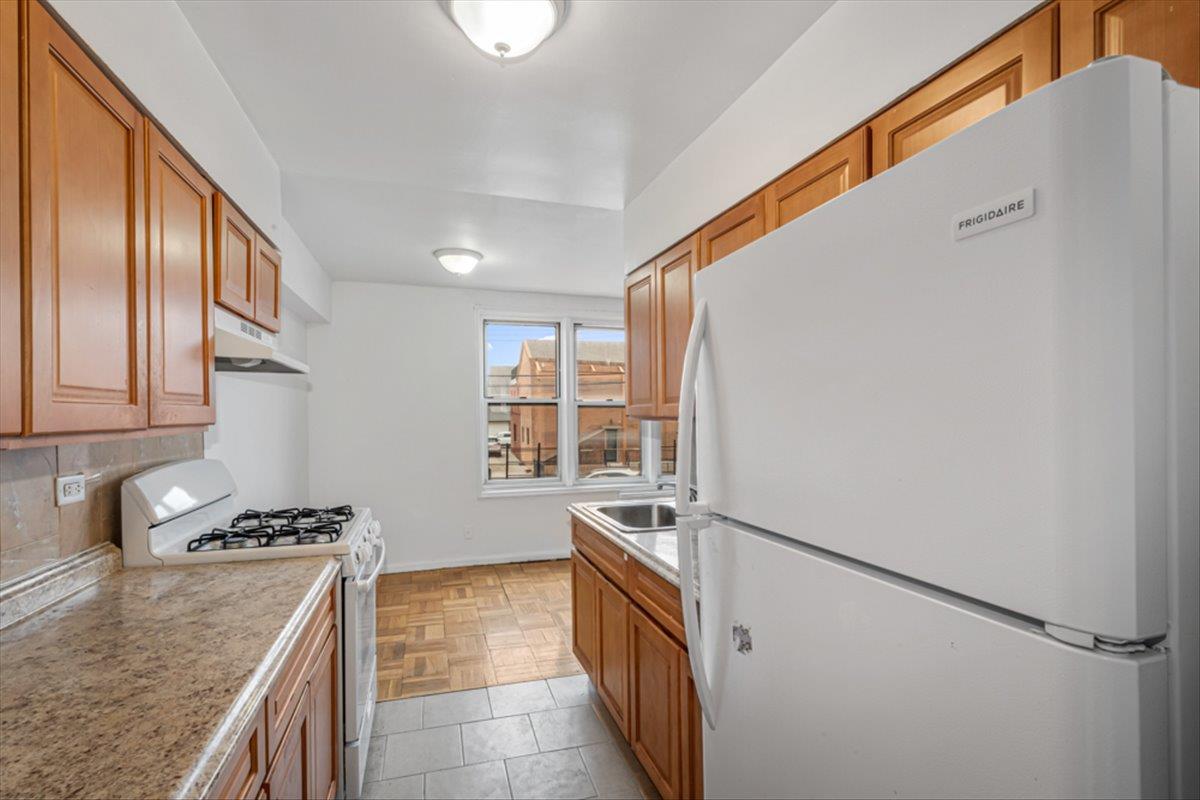 3425 150th Pl # 1C, Flushing, NY 11354