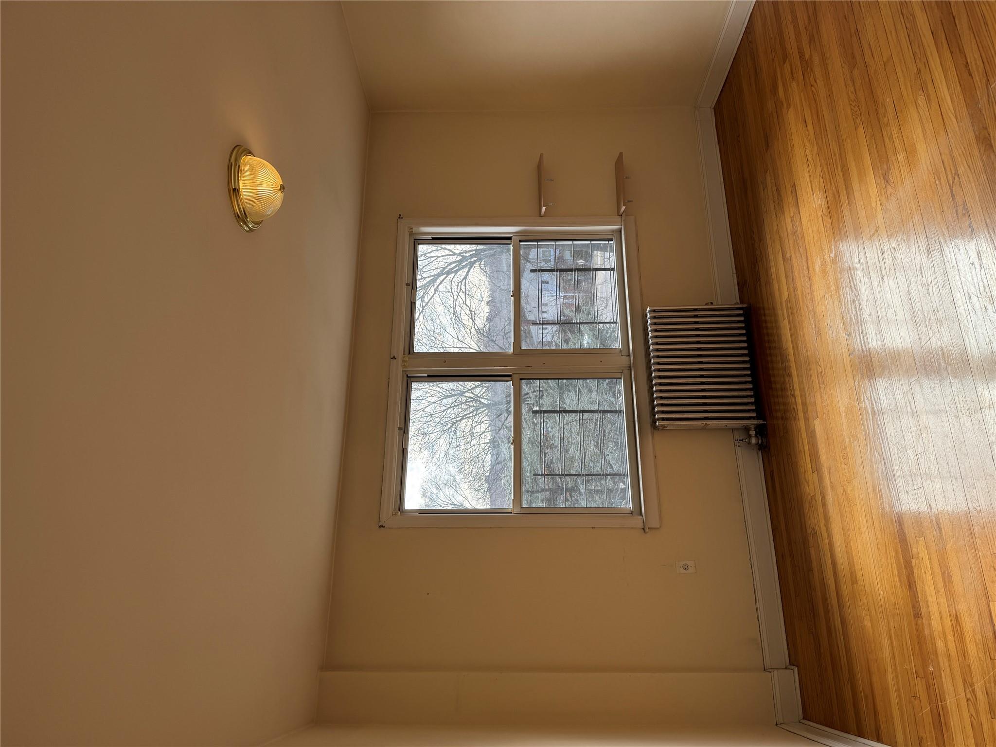 79-16 Main # 3J, Kew Garden Hills, NY 11367