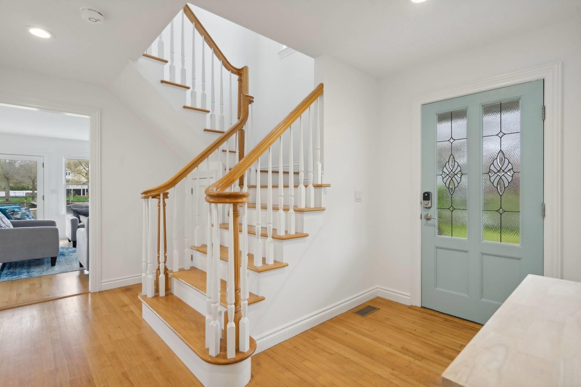 8 Hyler Drive, Hampton Bays, NY 11946