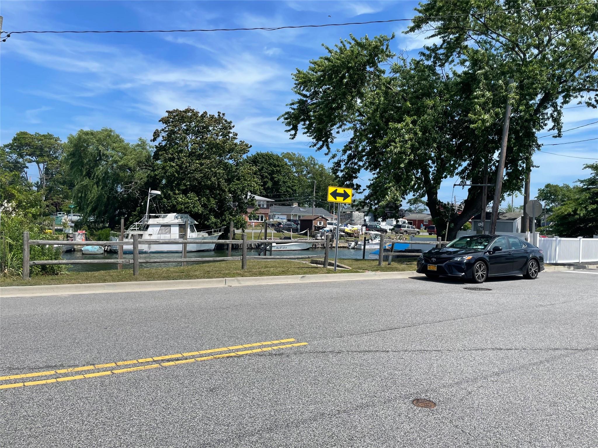 23 Boat Berth Riviera Drive, Lindenhurst, NY 11757