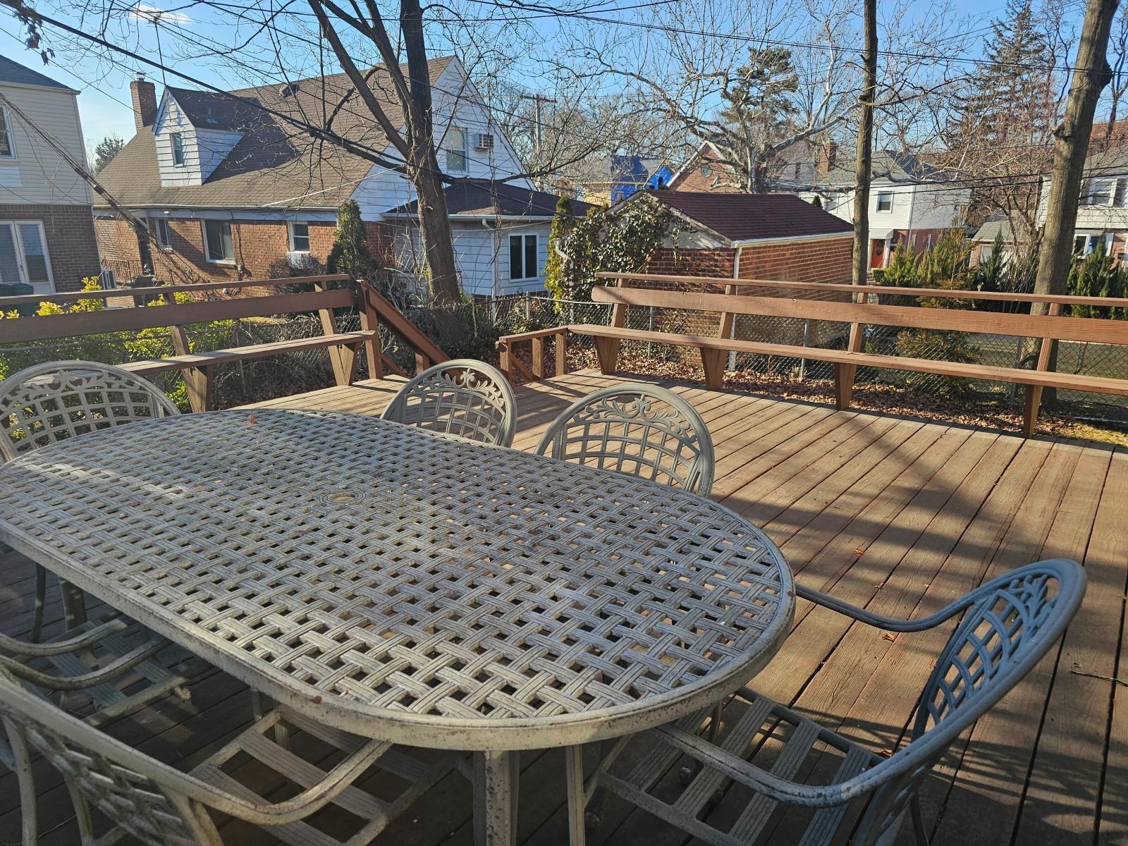 79-06 214 Street, Oakland Gardens, NY 11364