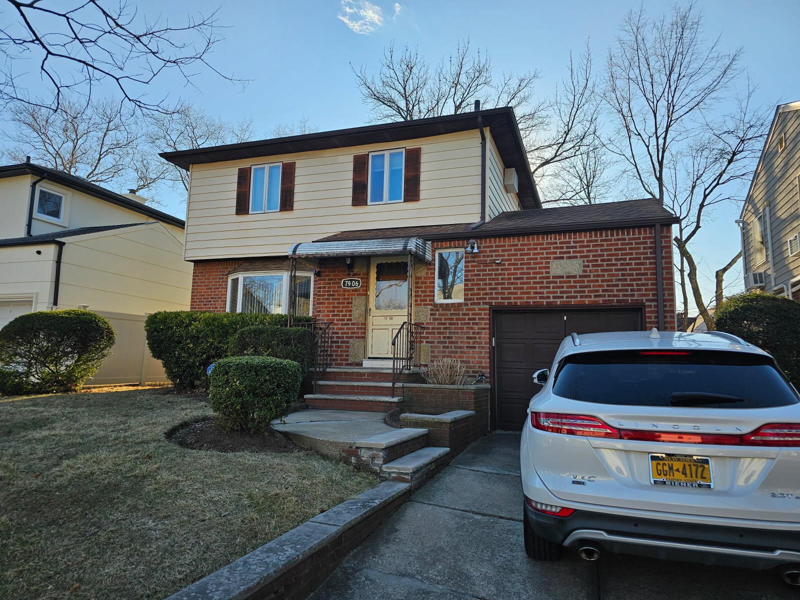 79-06 214 Street, Oakland Gardens, NY 11364