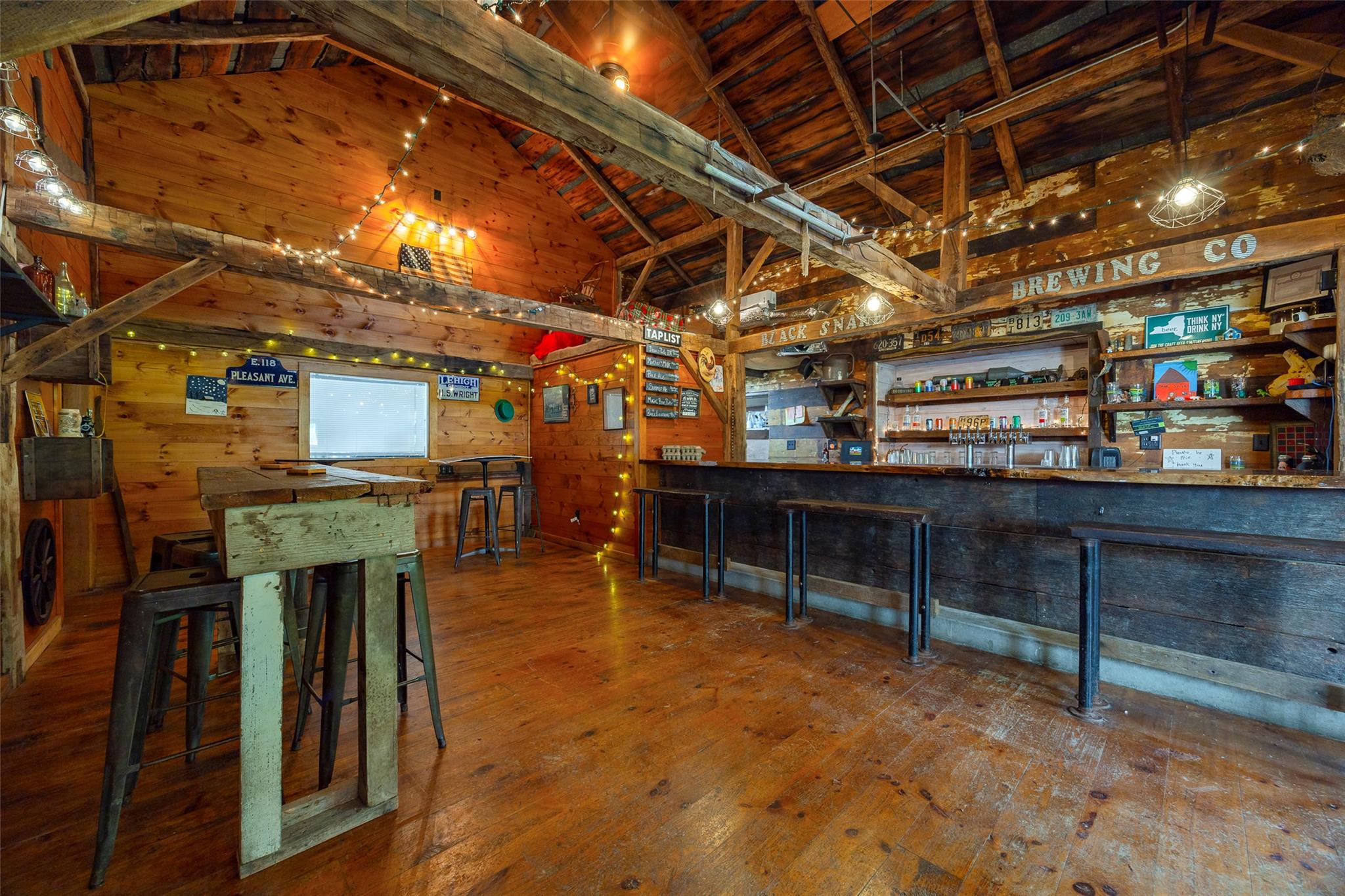 148 N Creek Road, Staatsburg, NY 12580