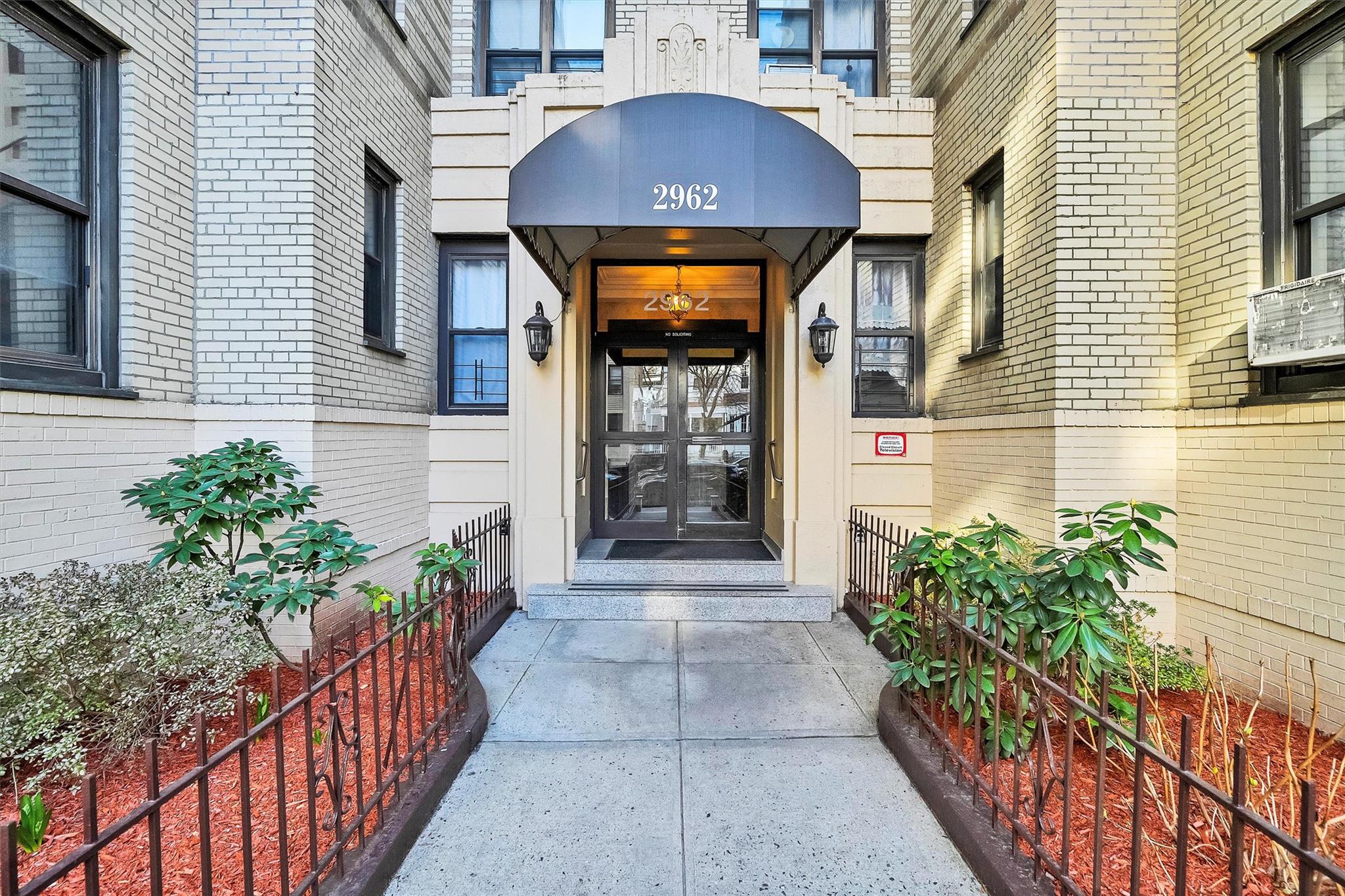 2962 Decatur Avenue # 5th Floor, Bronx, NY 10458