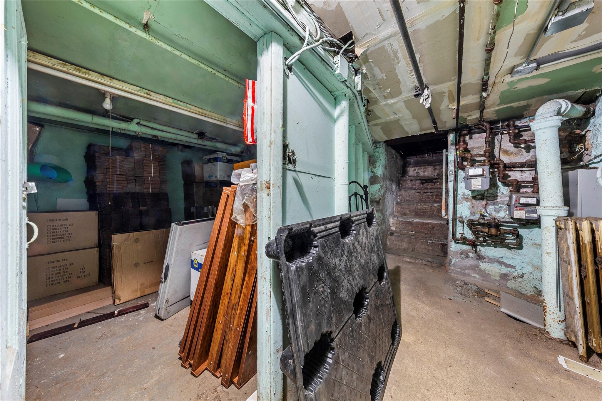 69-30 Myrtle Avenue, Ridgewood, NY 11385