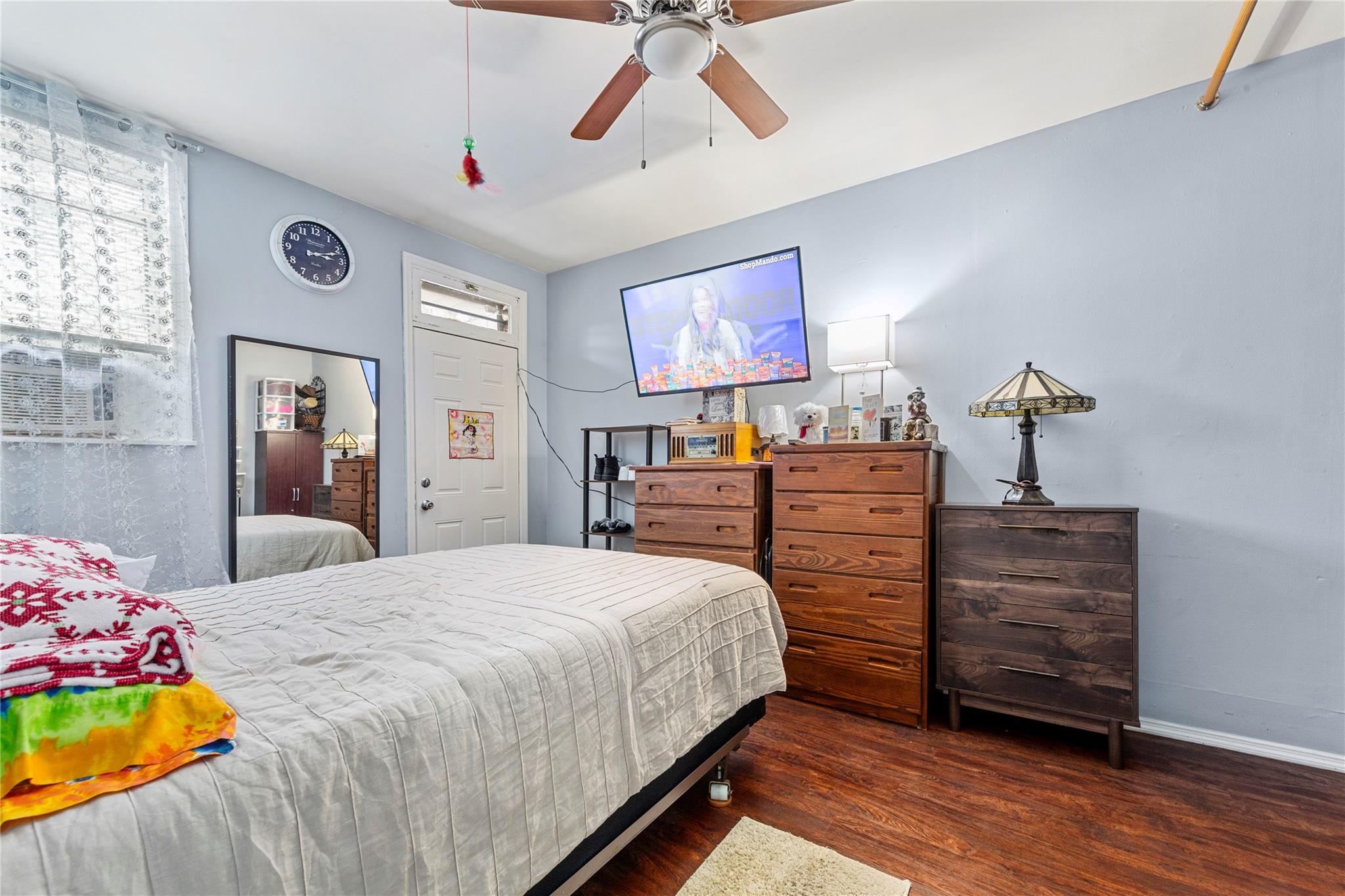 69-30 Myrtle Avenue, Ridgewood, NY 11385