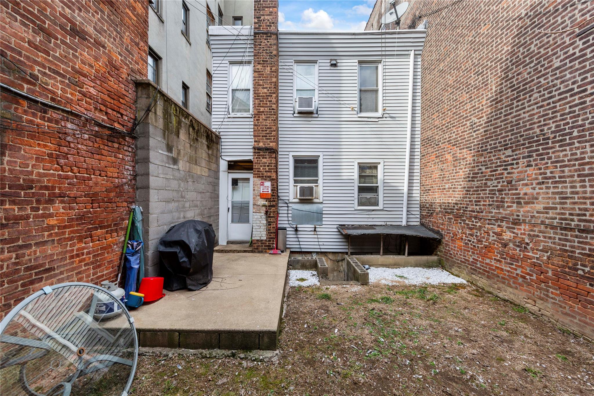 69-30 Myrtle Avenue, Ridgewood, NY 11385