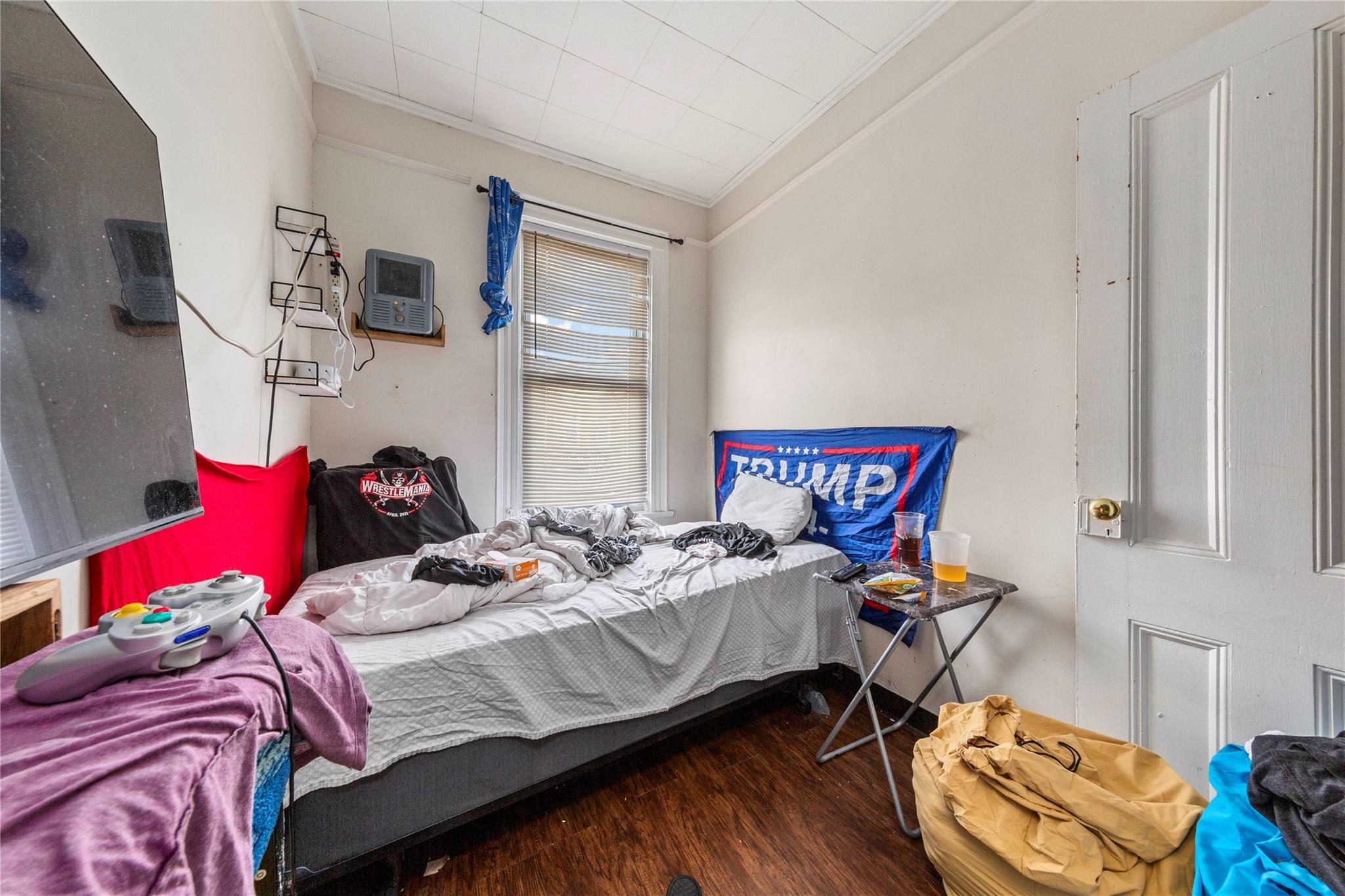 69-30 Myrtle Avenue, Ridgewood, NY 11385